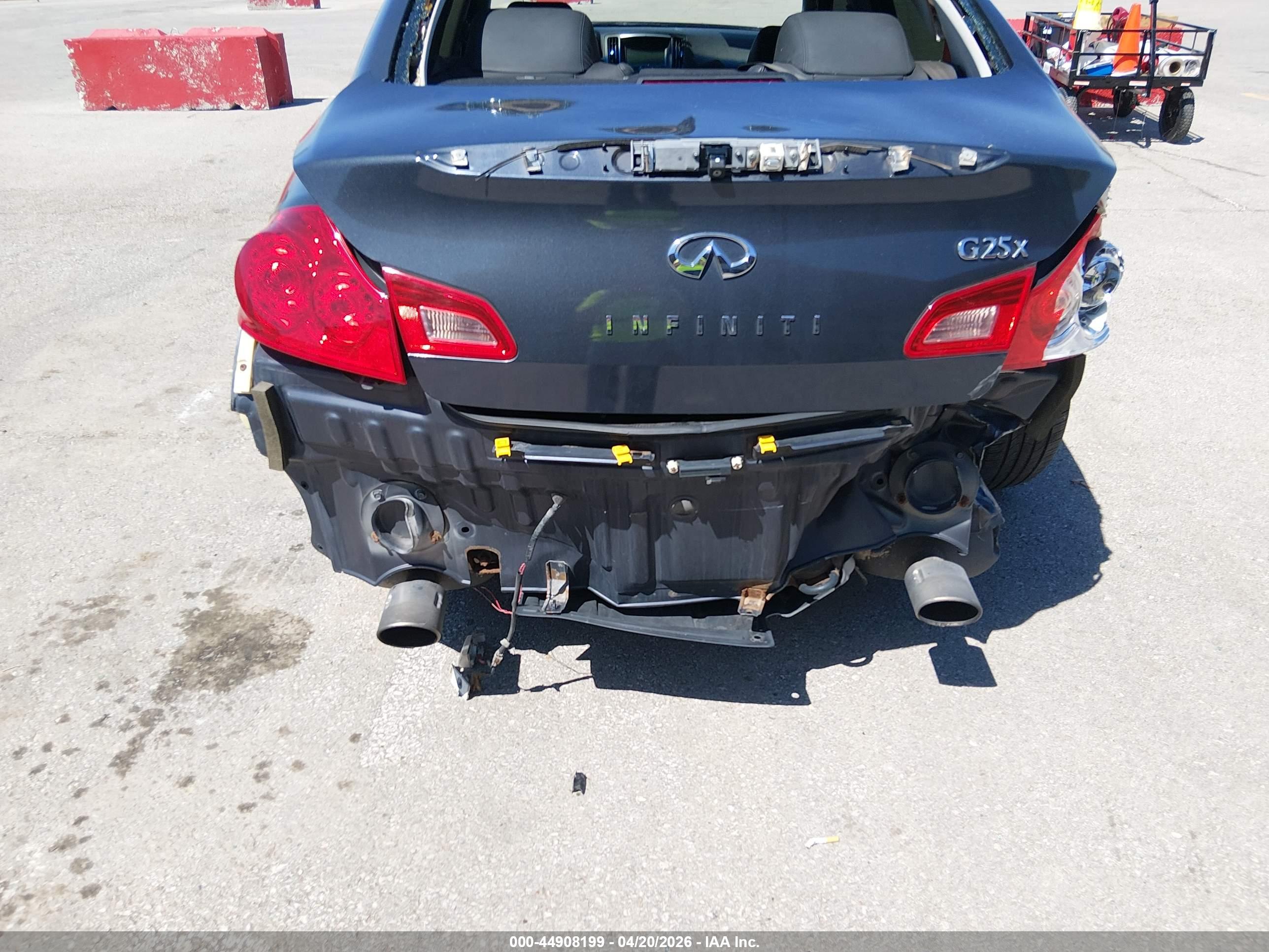 INFINITI G25X image 6