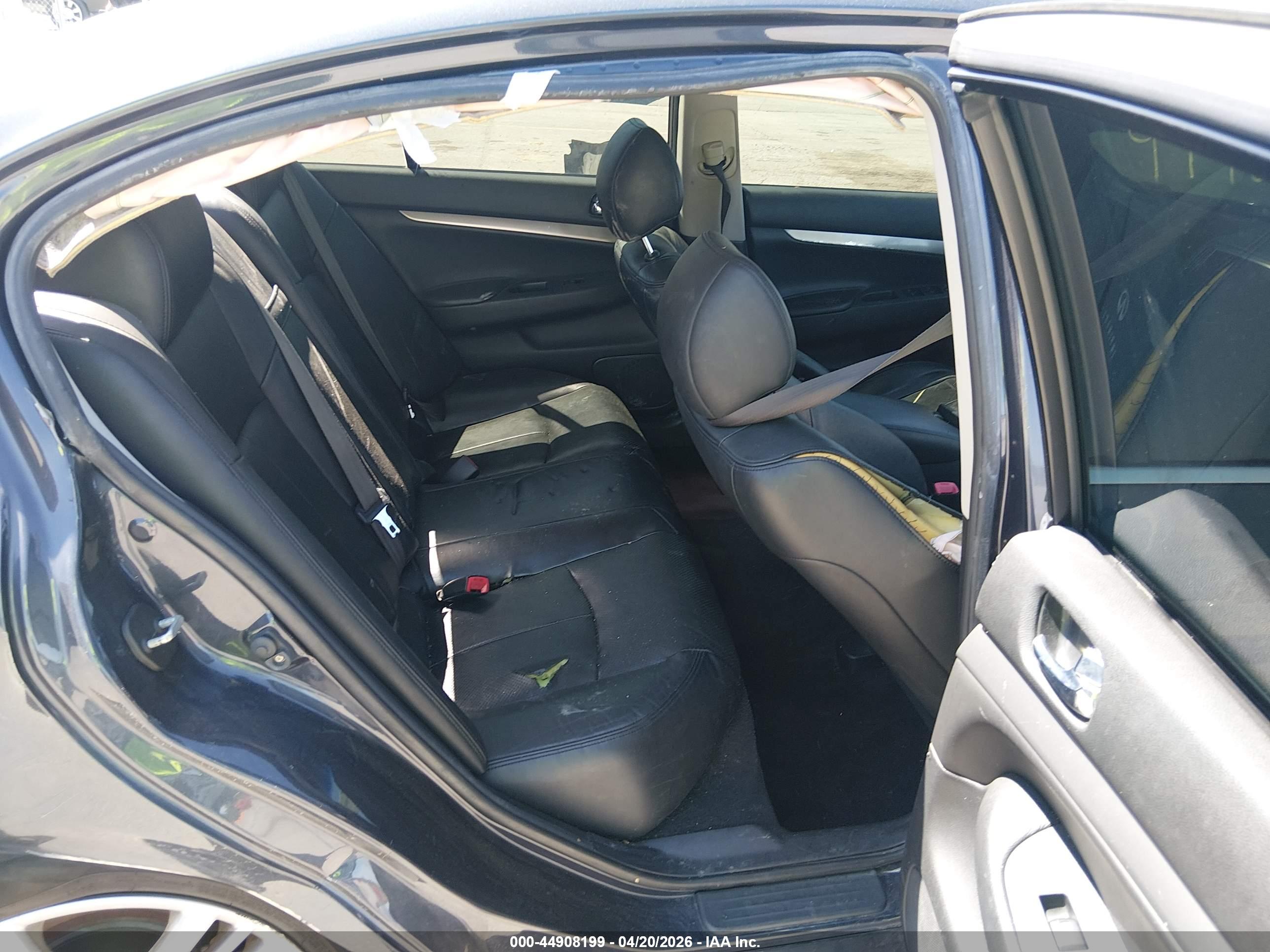 INFINITI G25X image 8