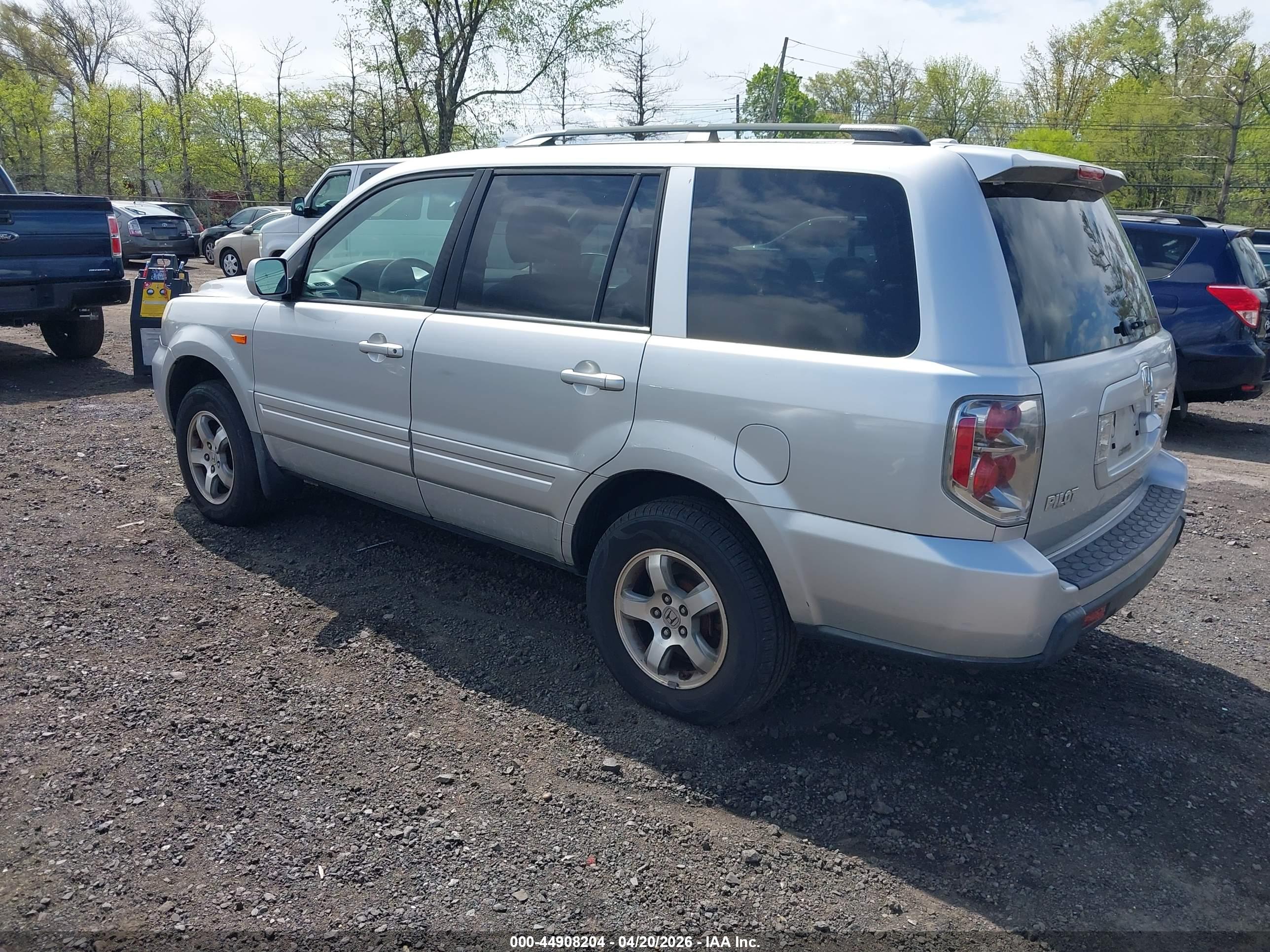HONDA PILOT image 3