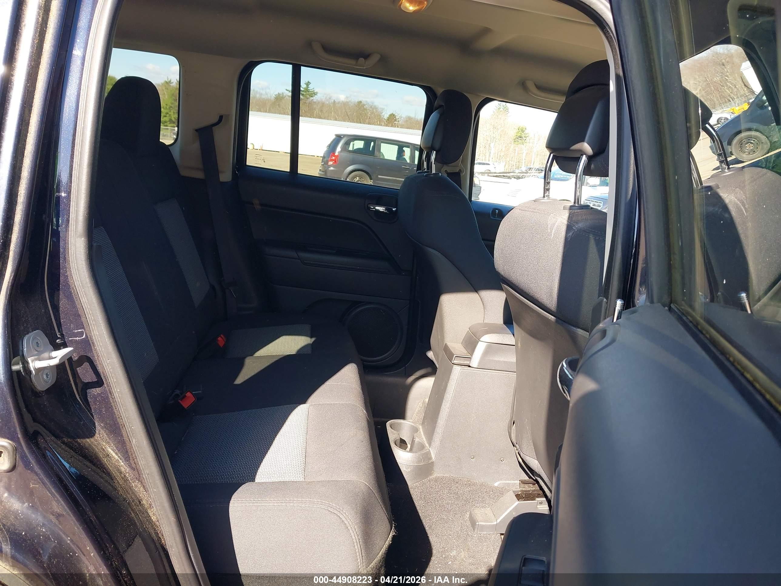 JEEP PATRIOT image 8