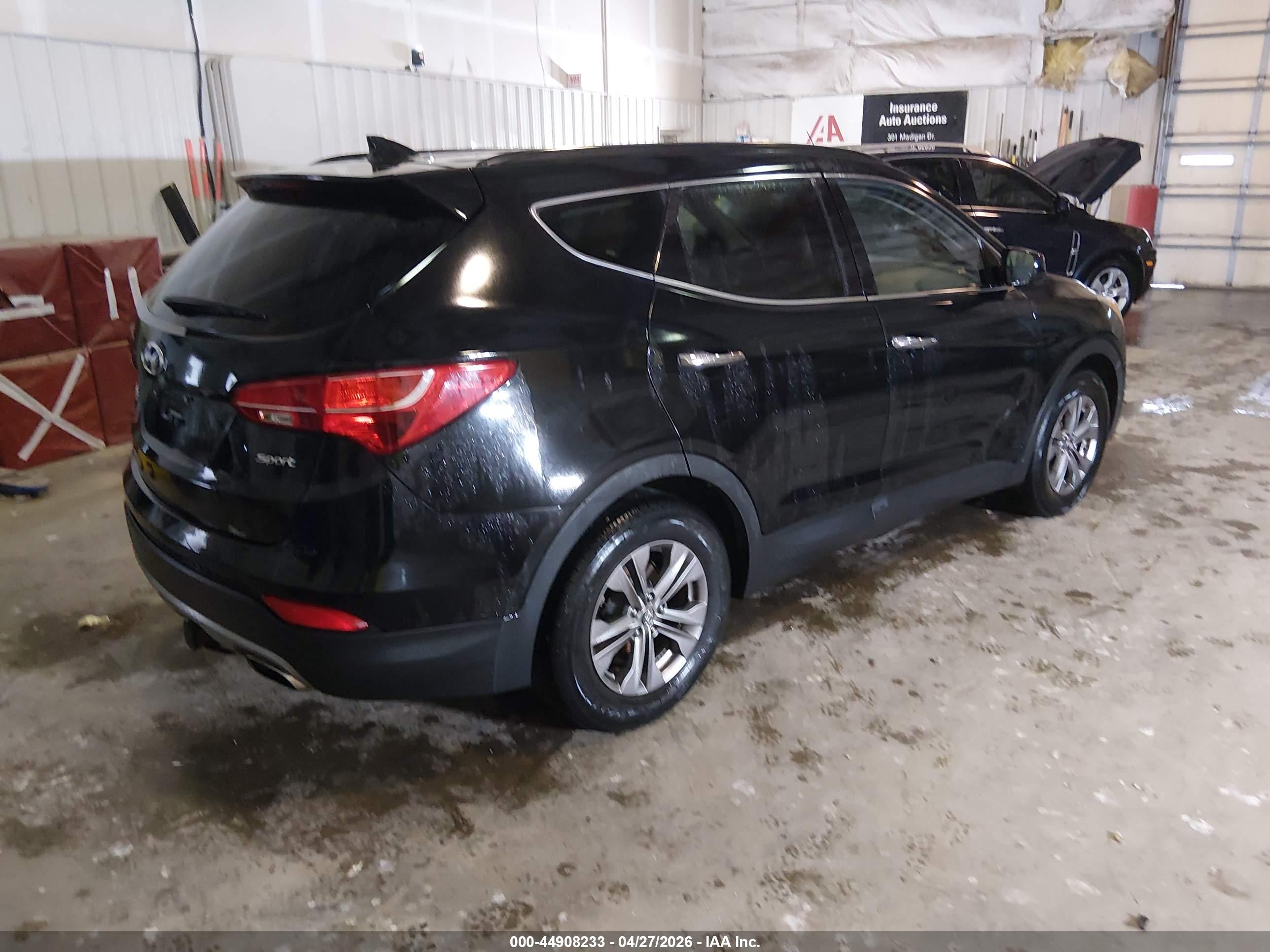 HYUNDAI SANTA image 4