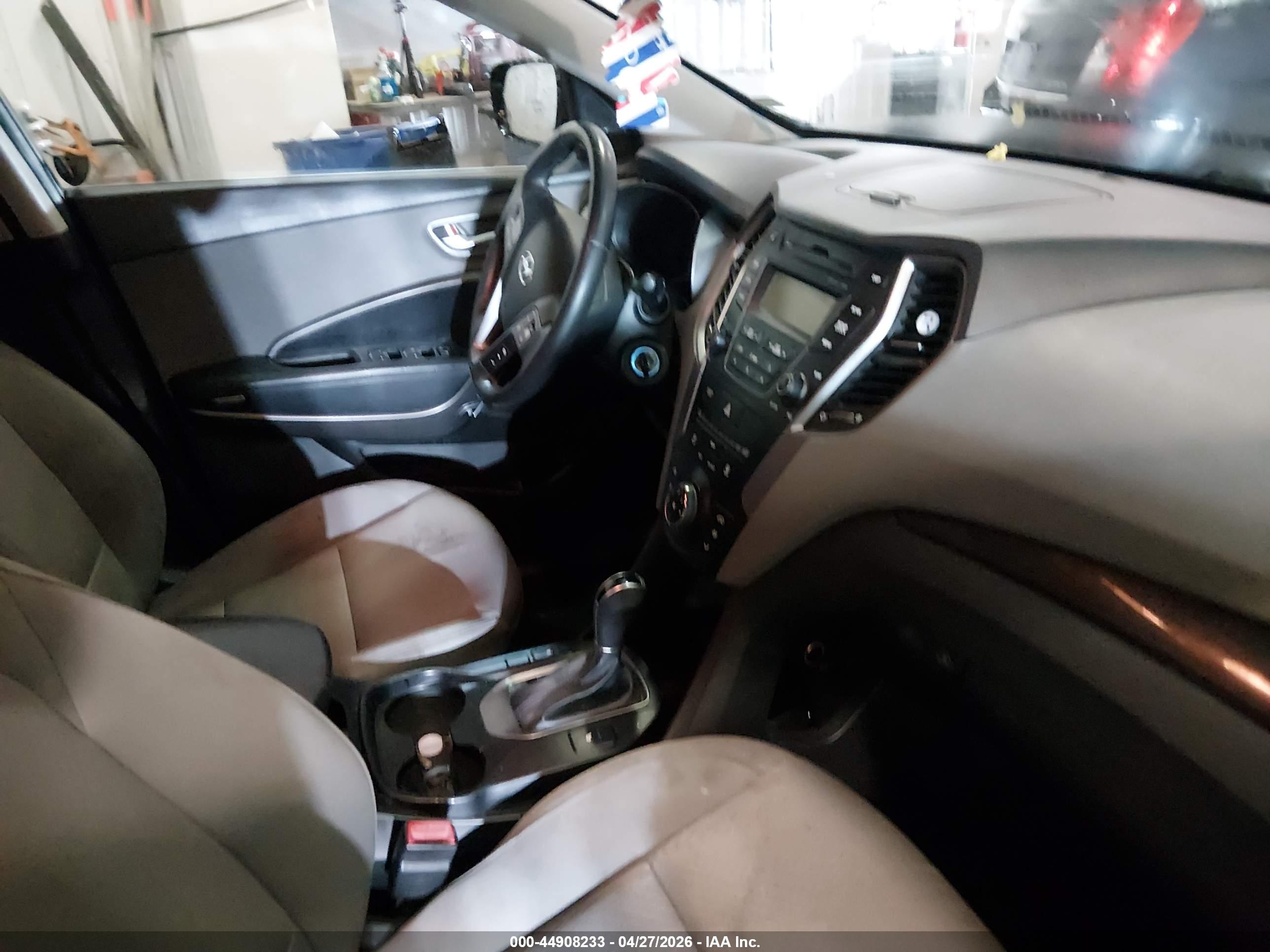 HYUNDAI SANTA image 5