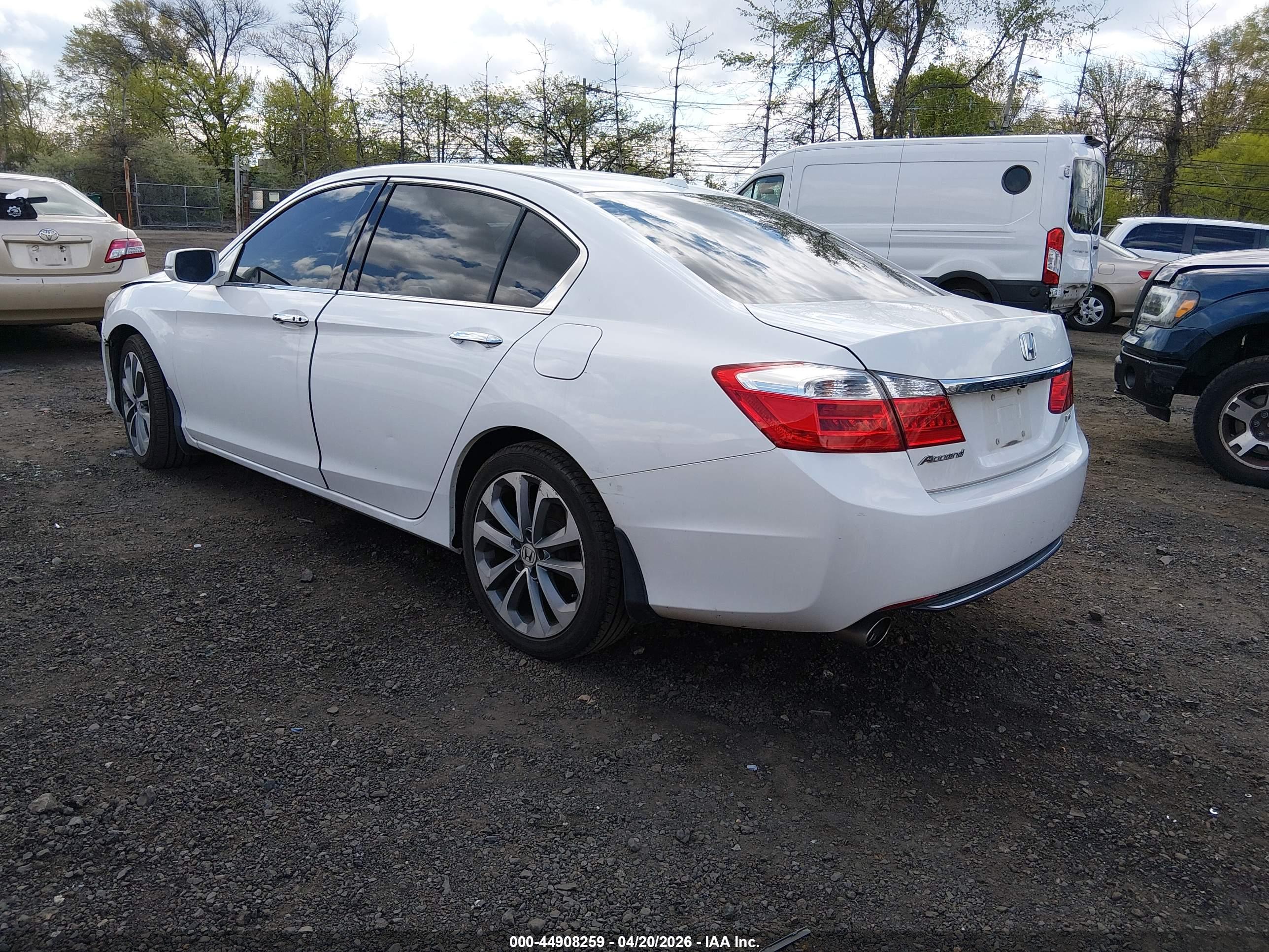 HONDA ACCORD image 3
