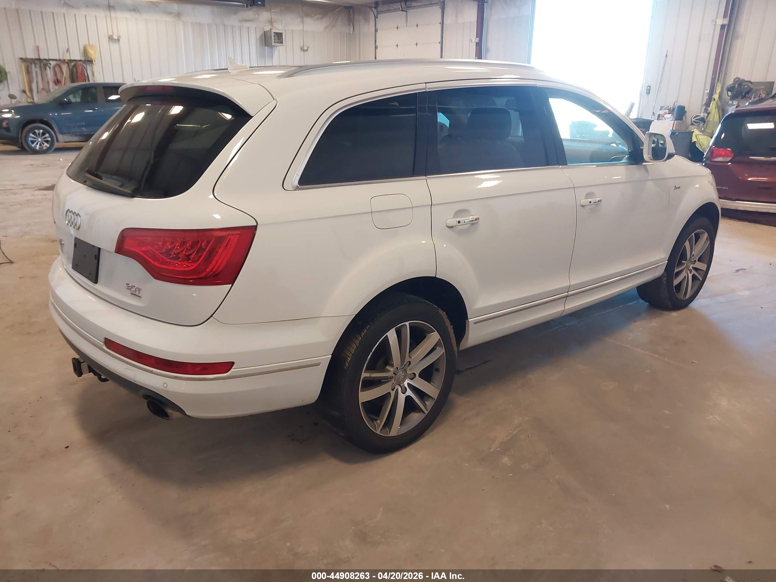 AUDI Q7 image 4