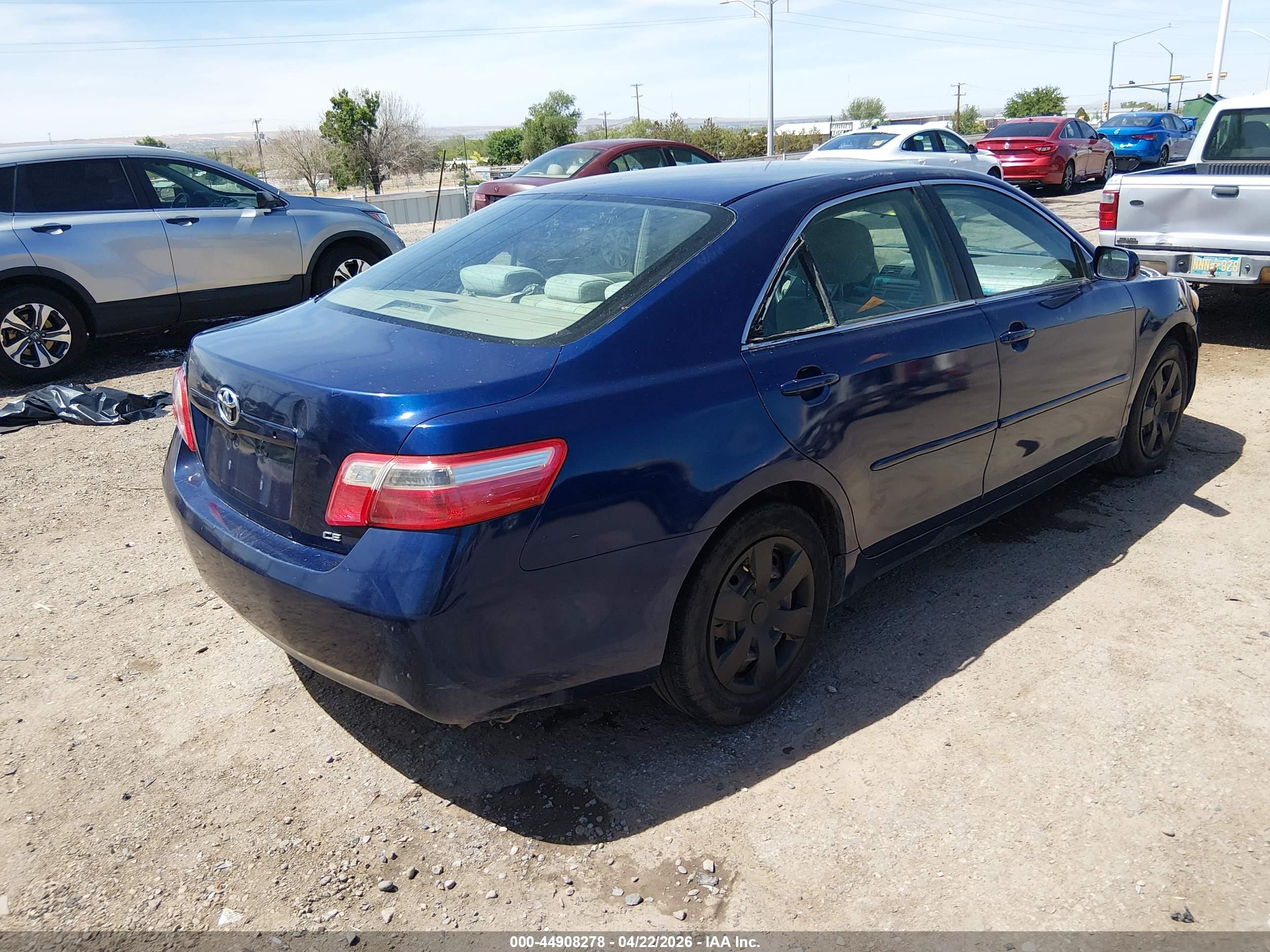 TOYOTA CAMRY image 4