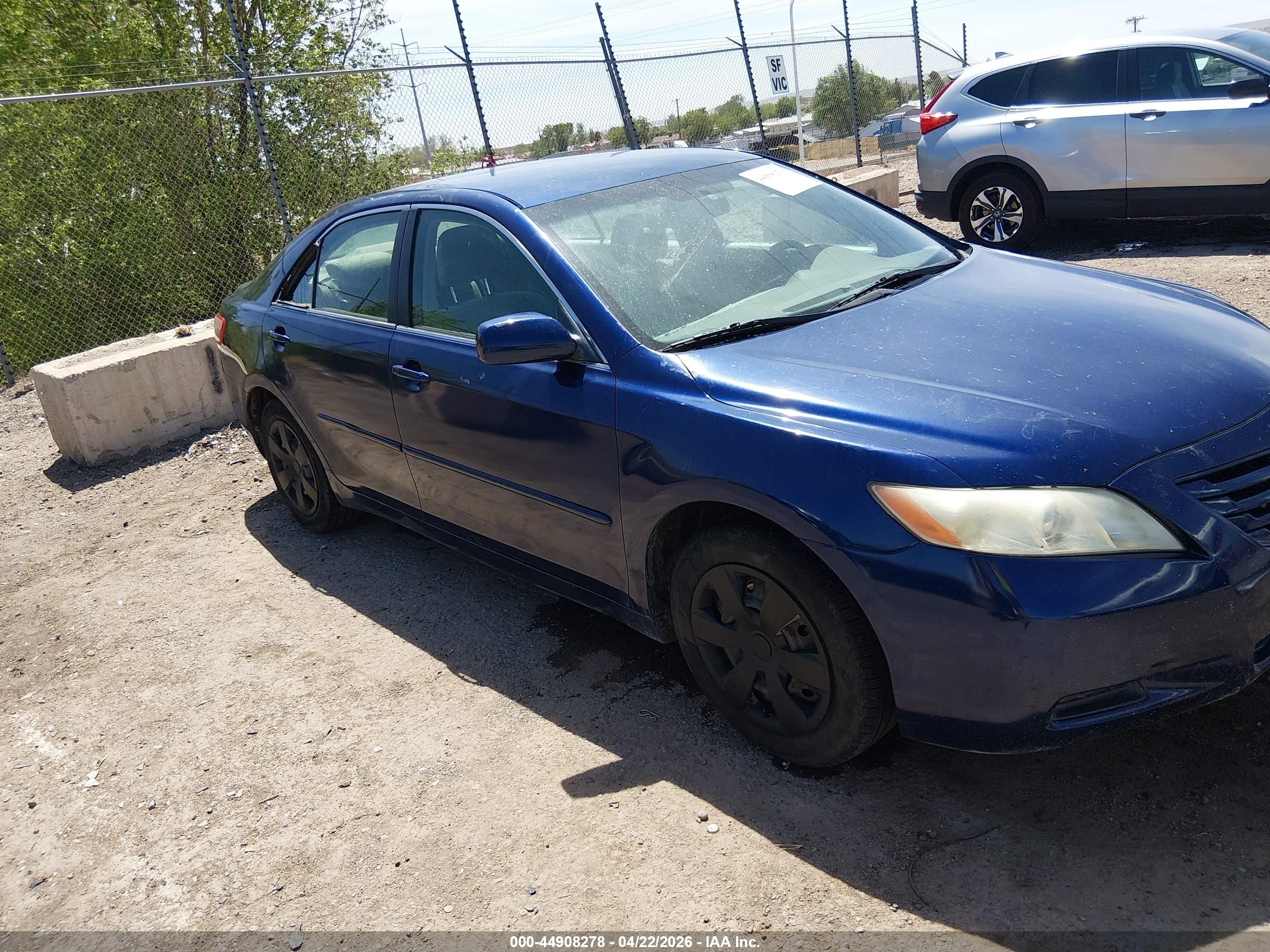 TOYOTA CAMRY image 6