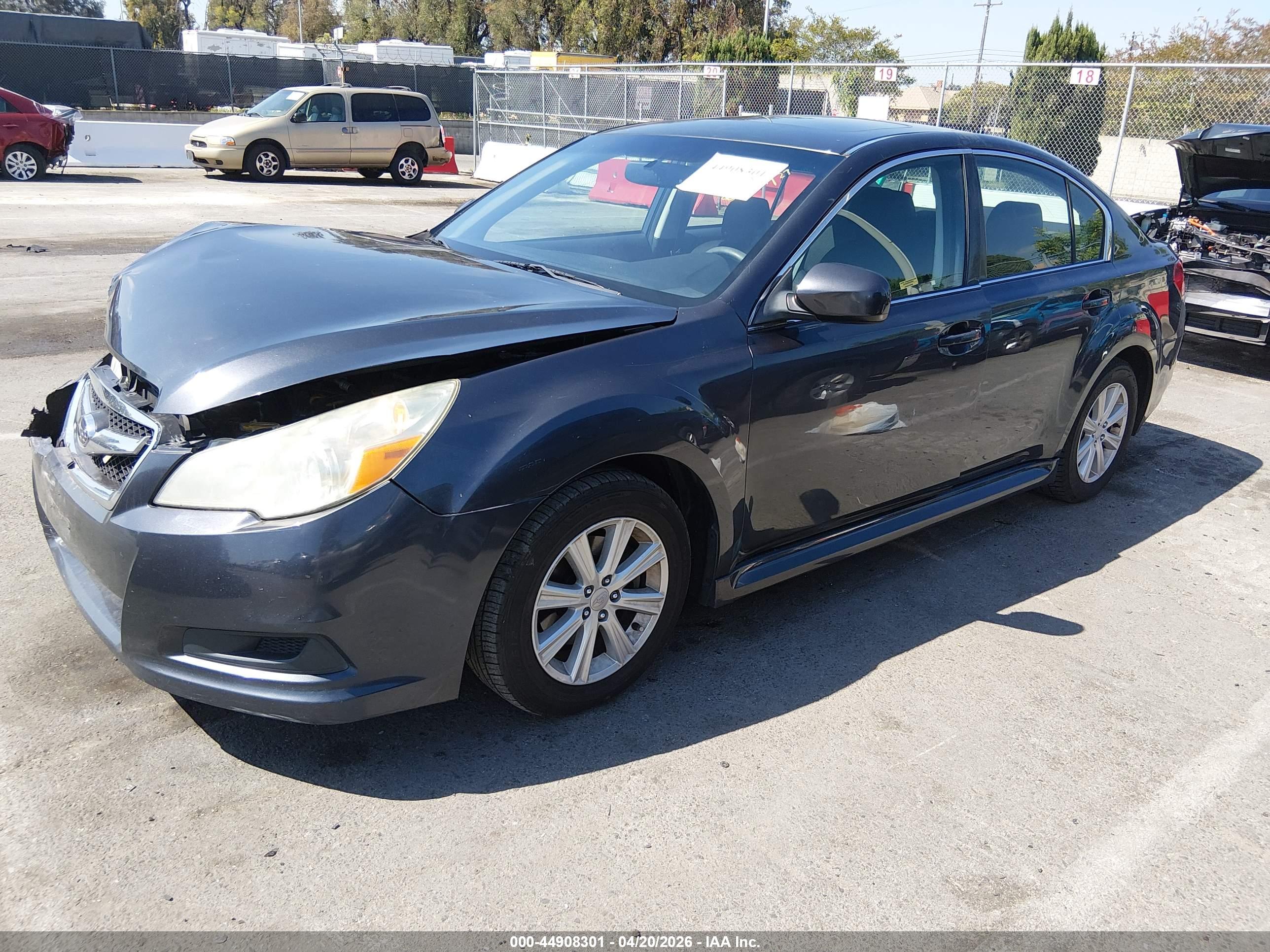 SUBARU LEGACY image 2