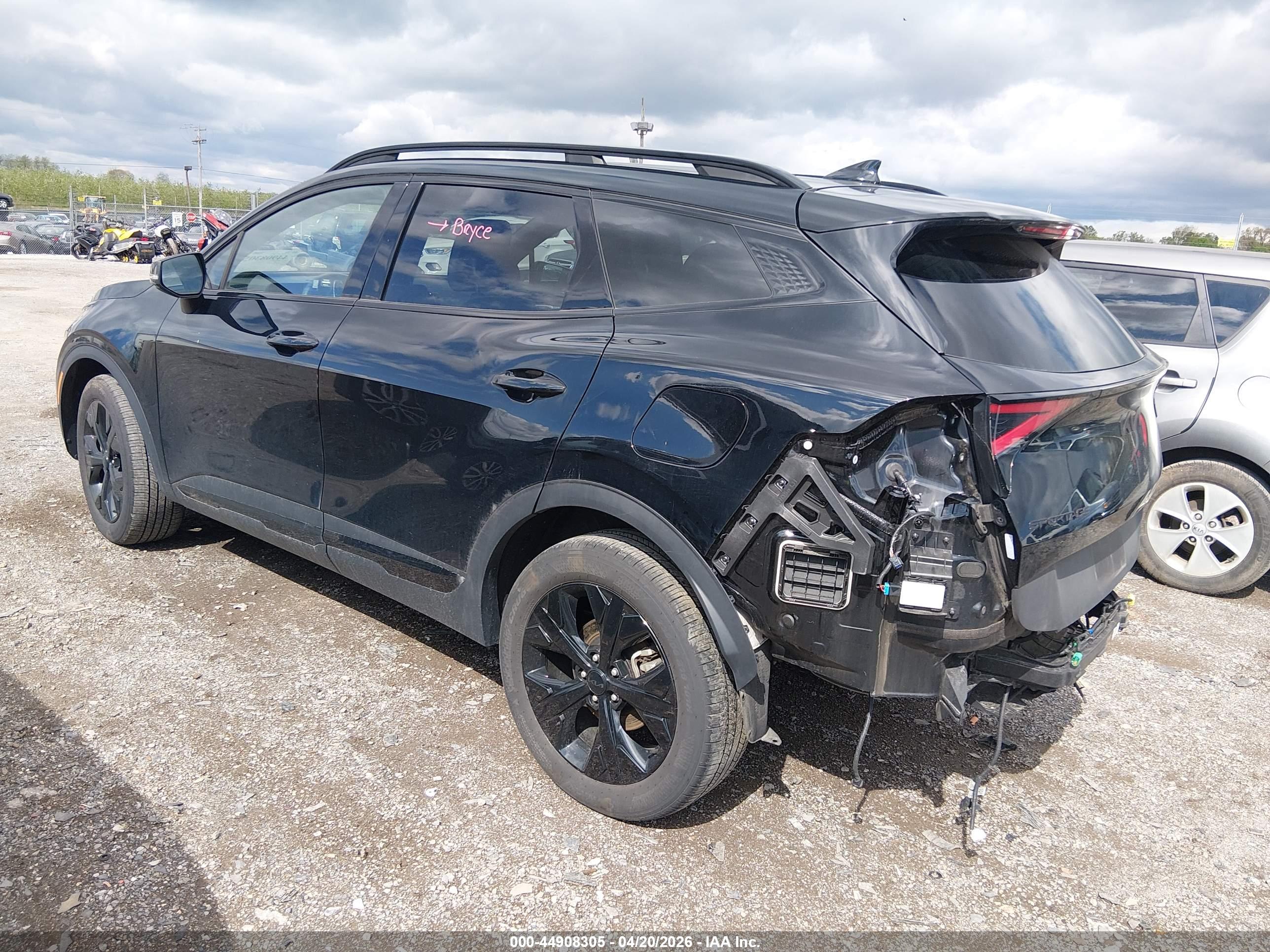 KIA SPORTAGE image 3