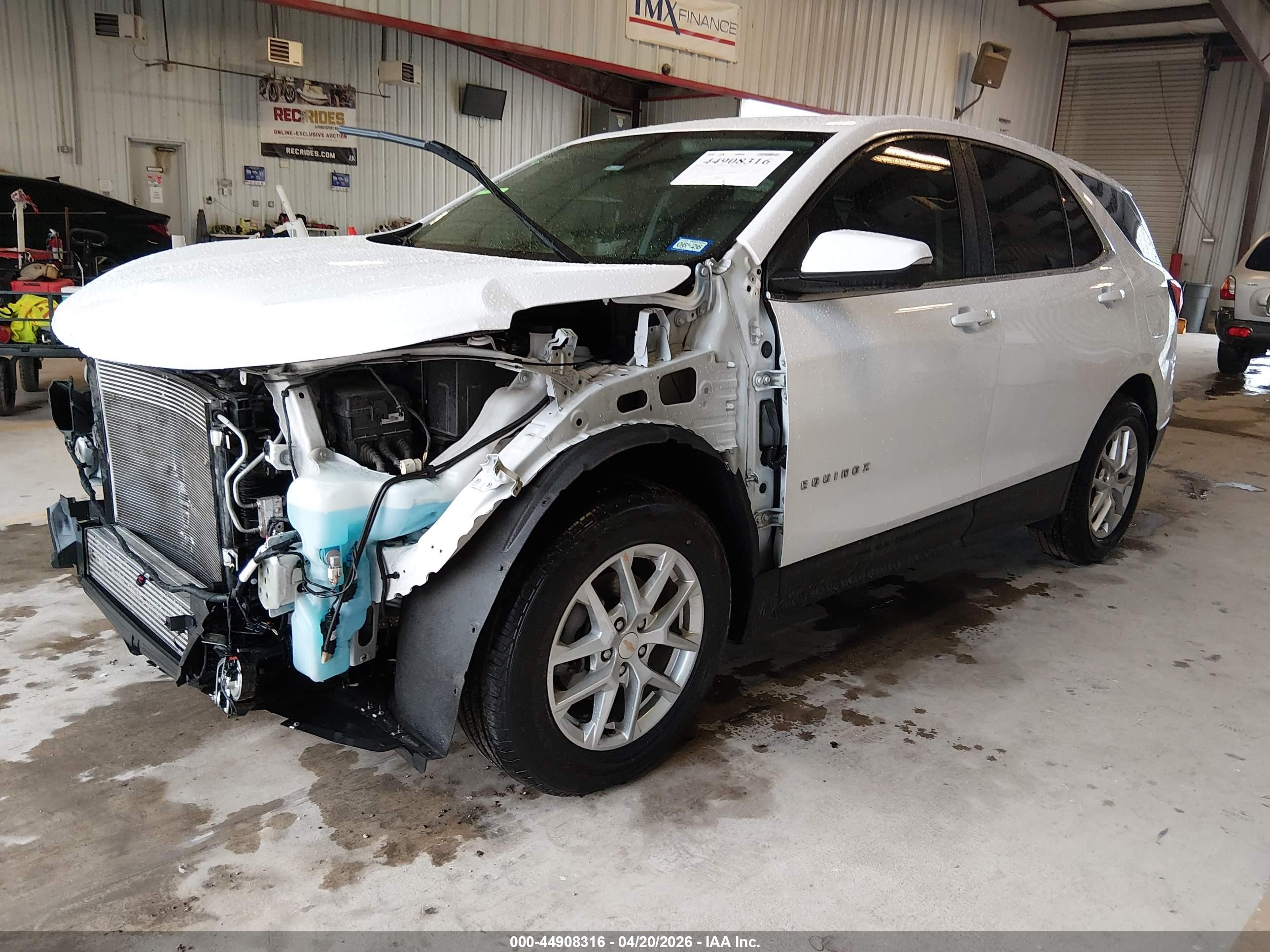 CHEVROLET EQUINOX image 2