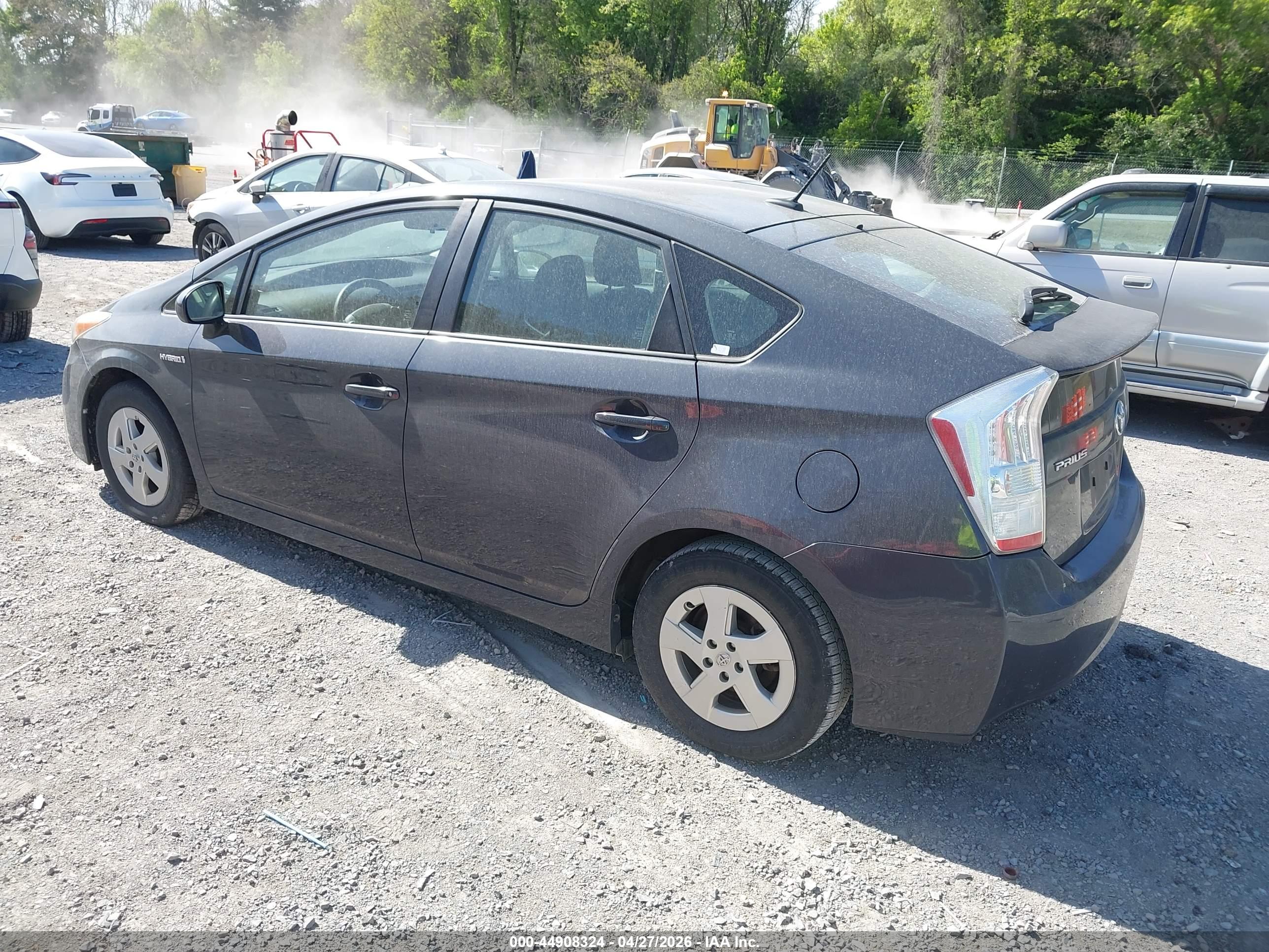 TOYOTA PRIUS image 3