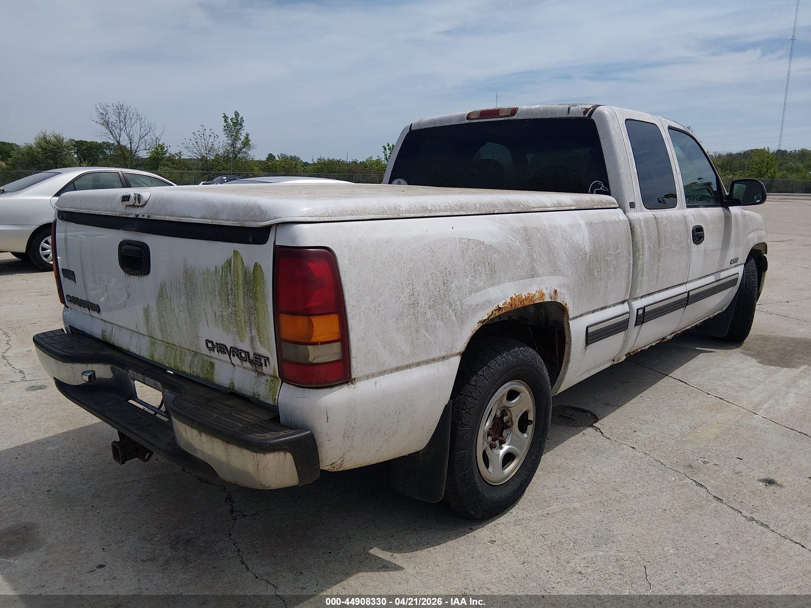CHEVROLET SILVERADO image 4