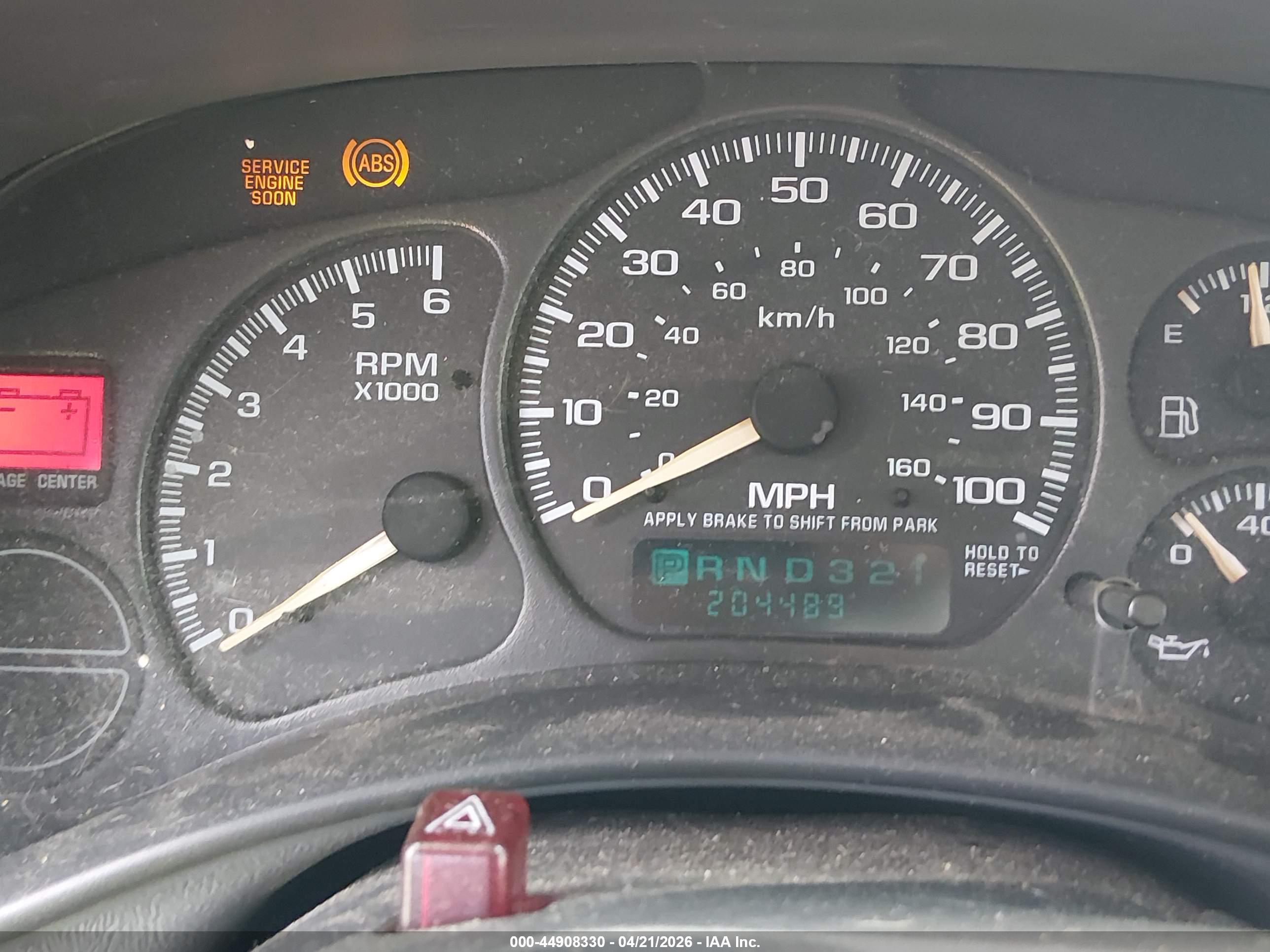 CHEVROLET SILVERADO image 7