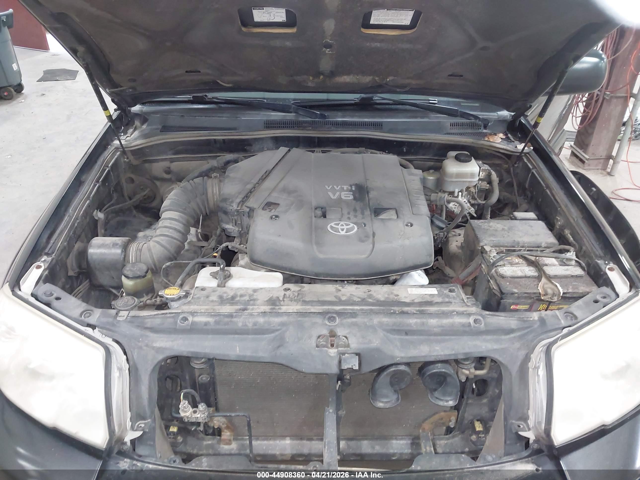 TOYOTA 4RUNNER image 10