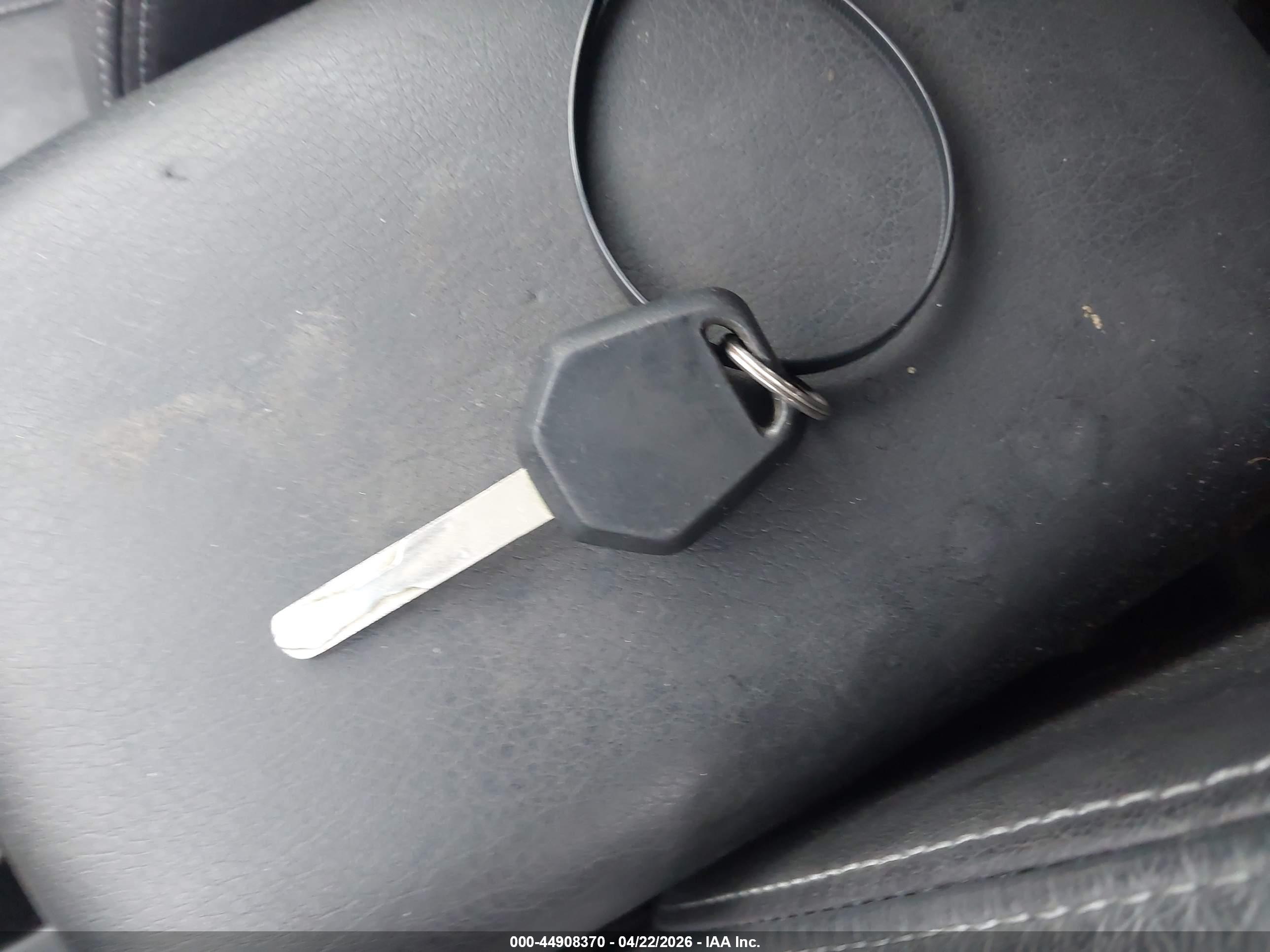 SUBARU FORESTER image 11