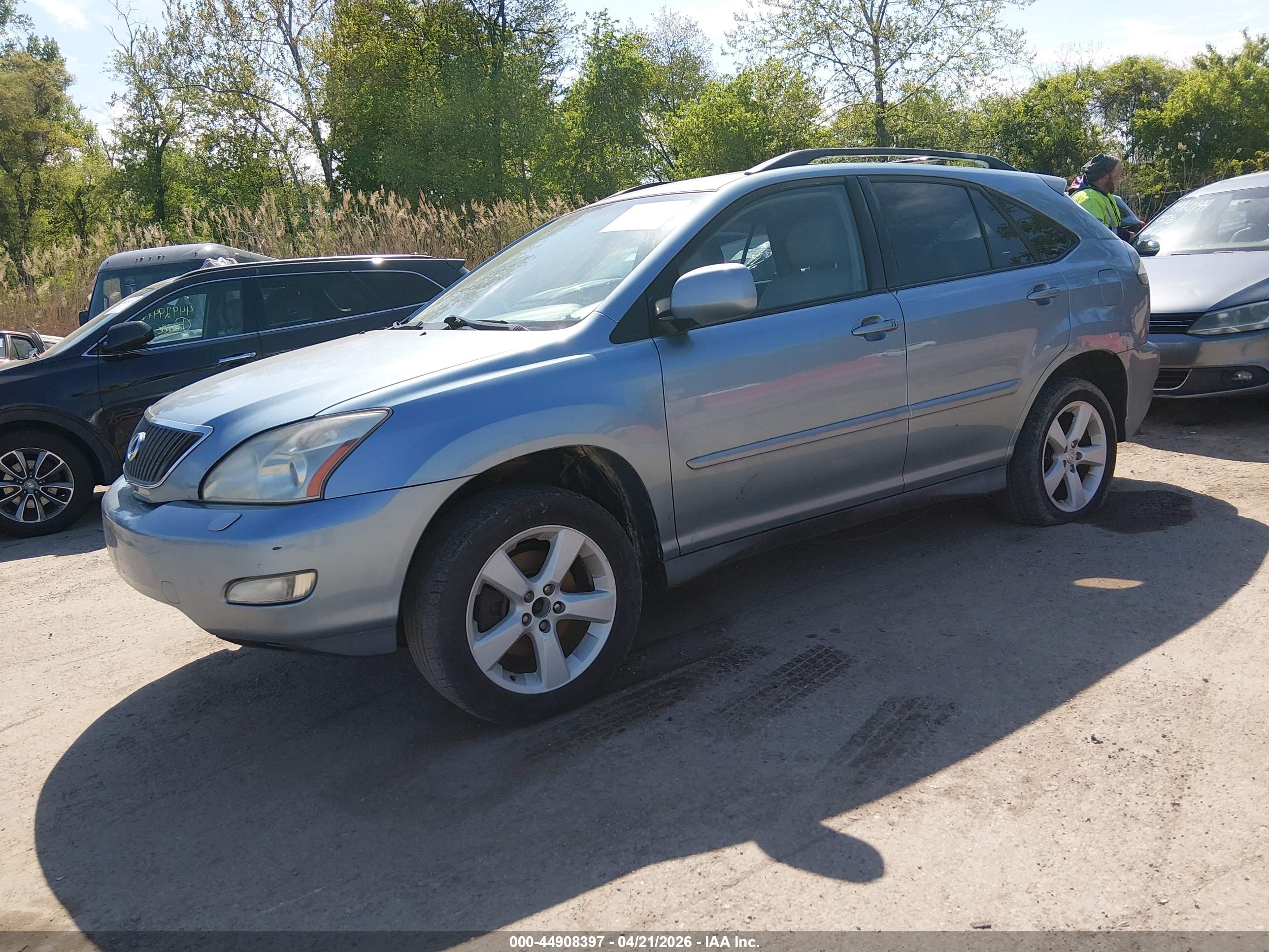 LEXUS RX image 2