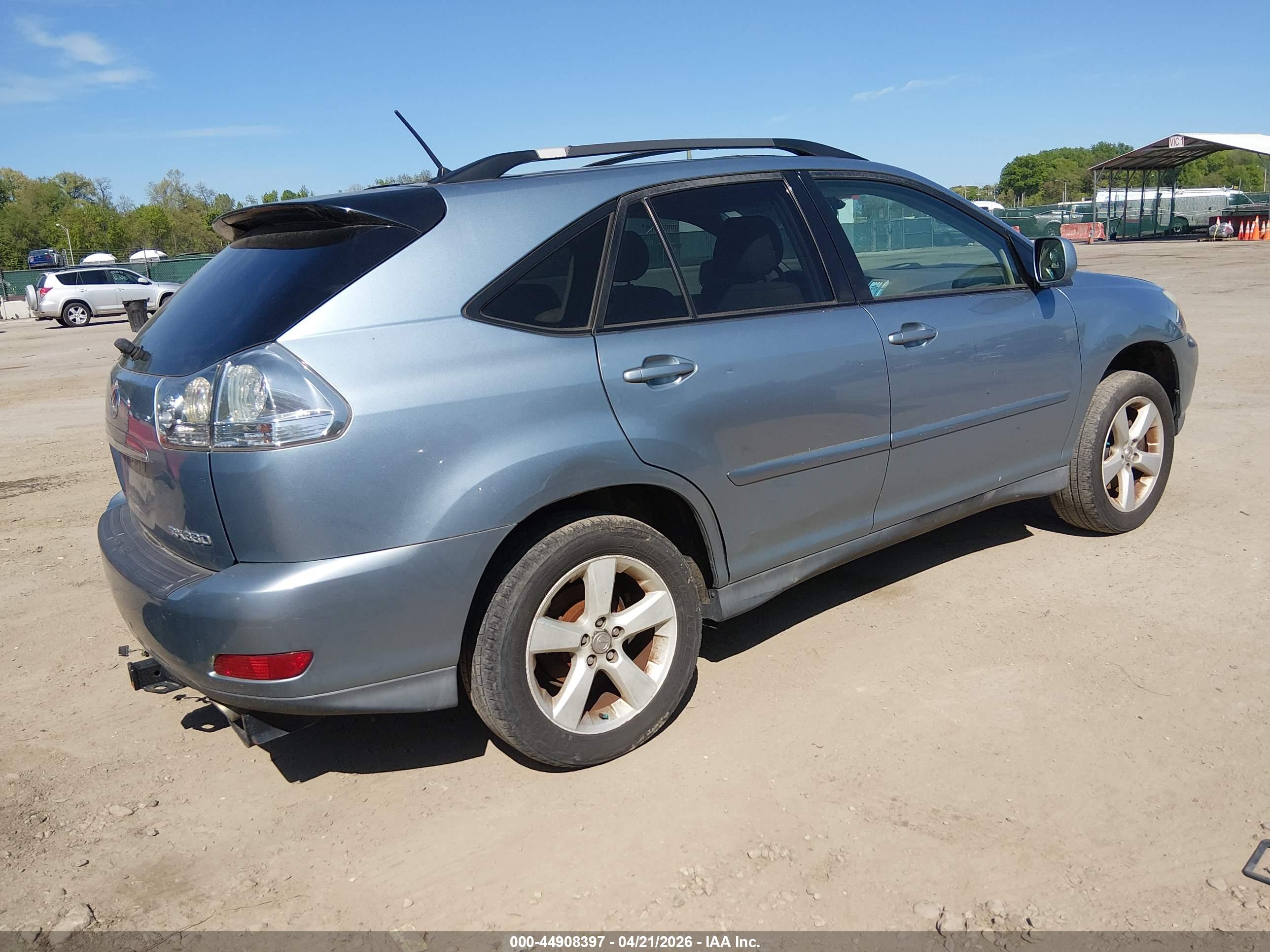 LEXUS RX image 4