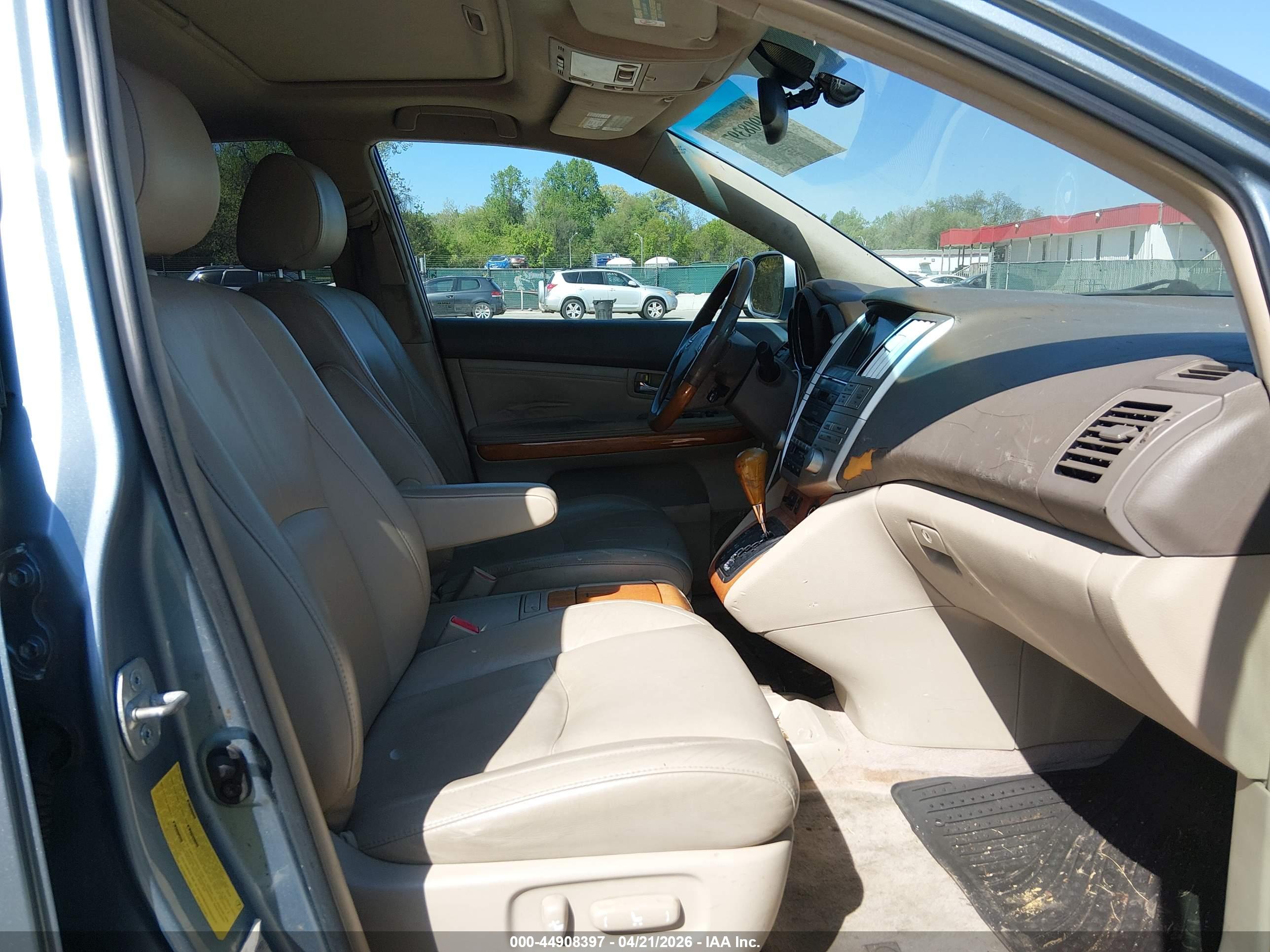 LEXUS RX image 5
