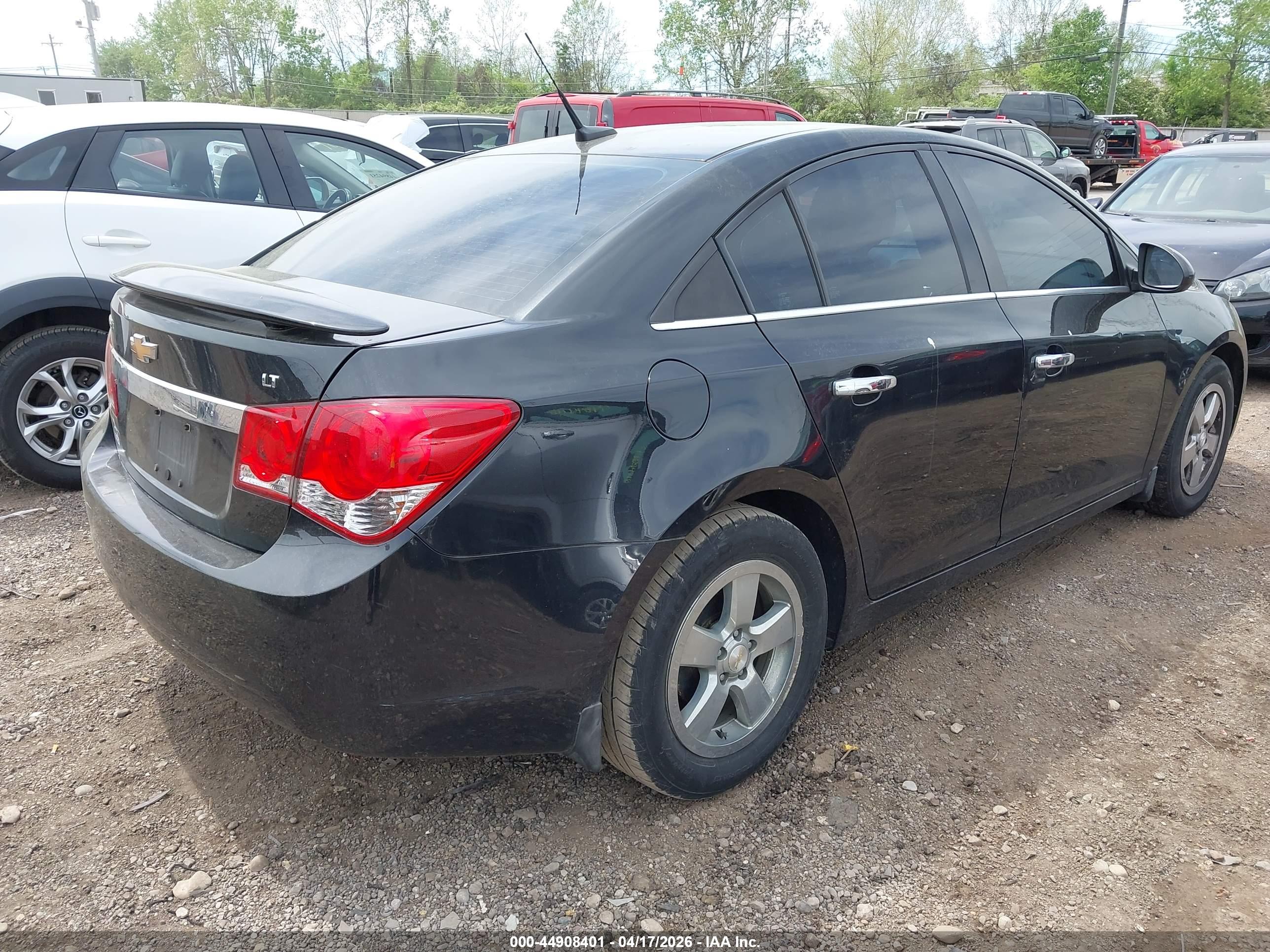 CHEVROLET CRUZE image 4