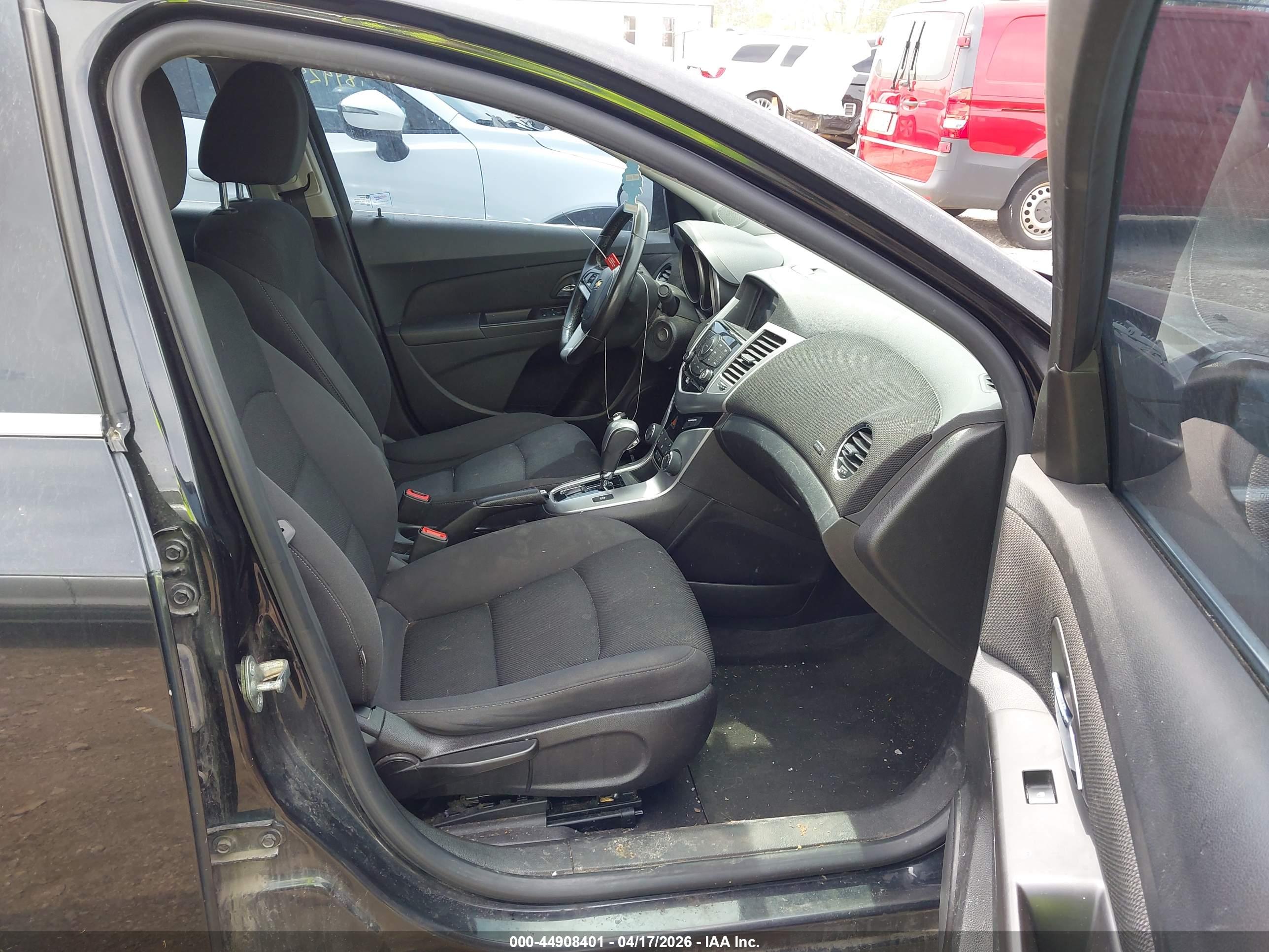 CHEVROLET CRUZE image 5