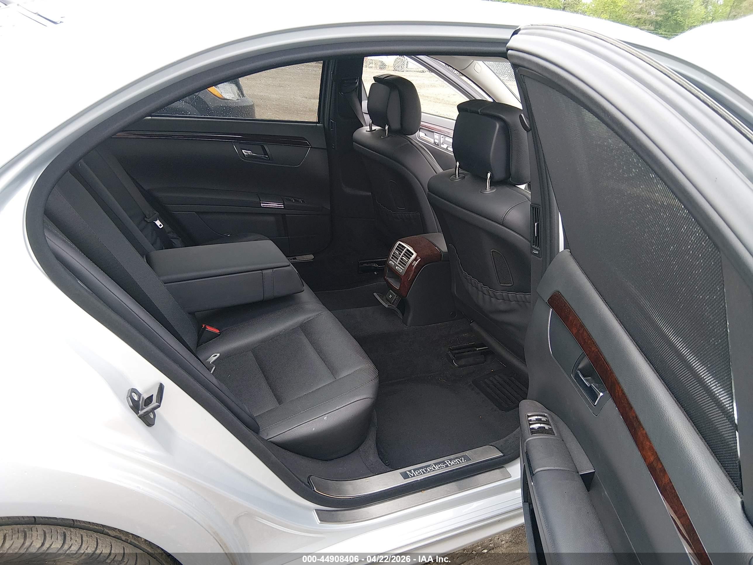 MERCEDES-BENZ S image 8