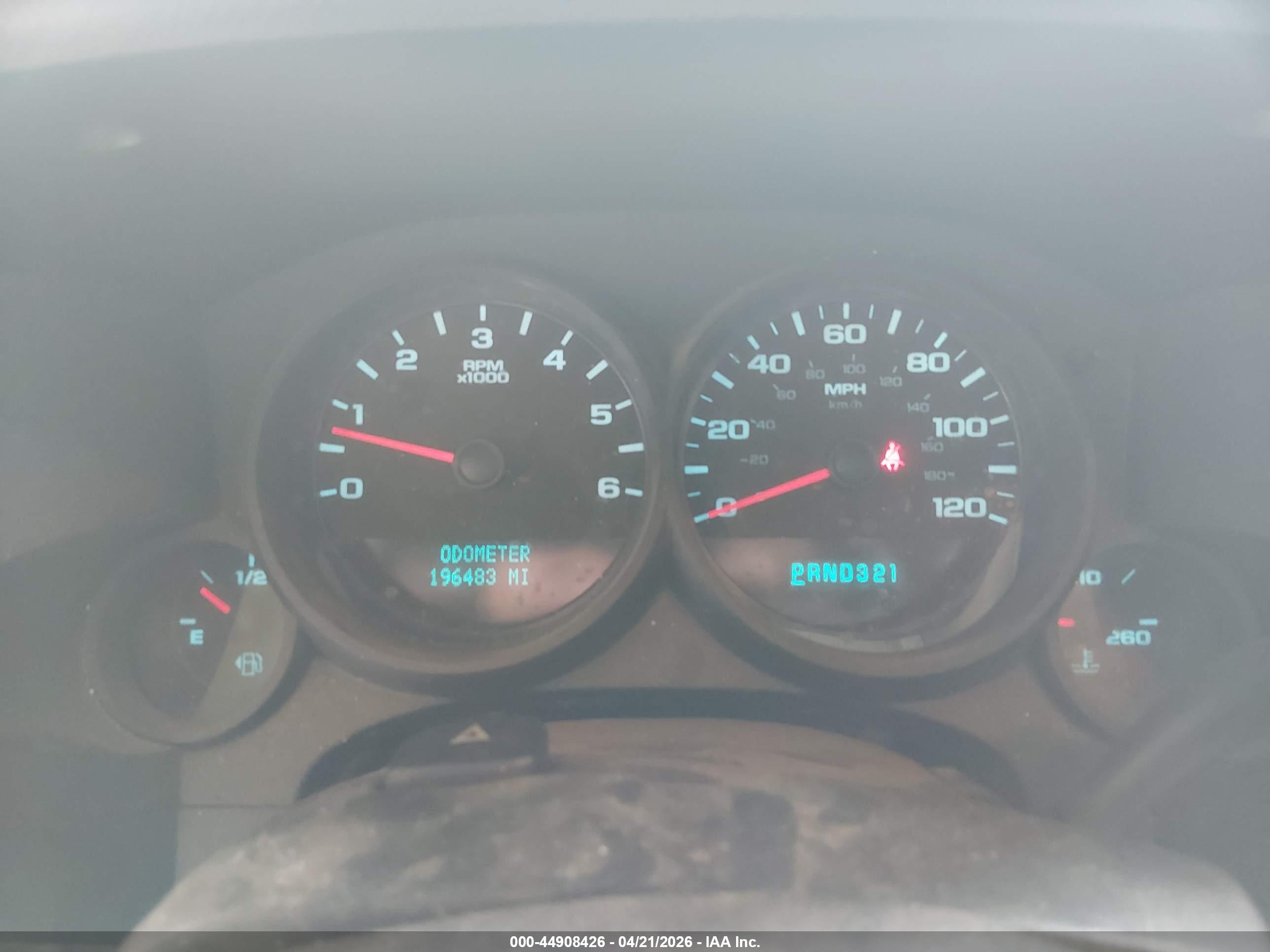 CHEVROLET SILVERADO image 7