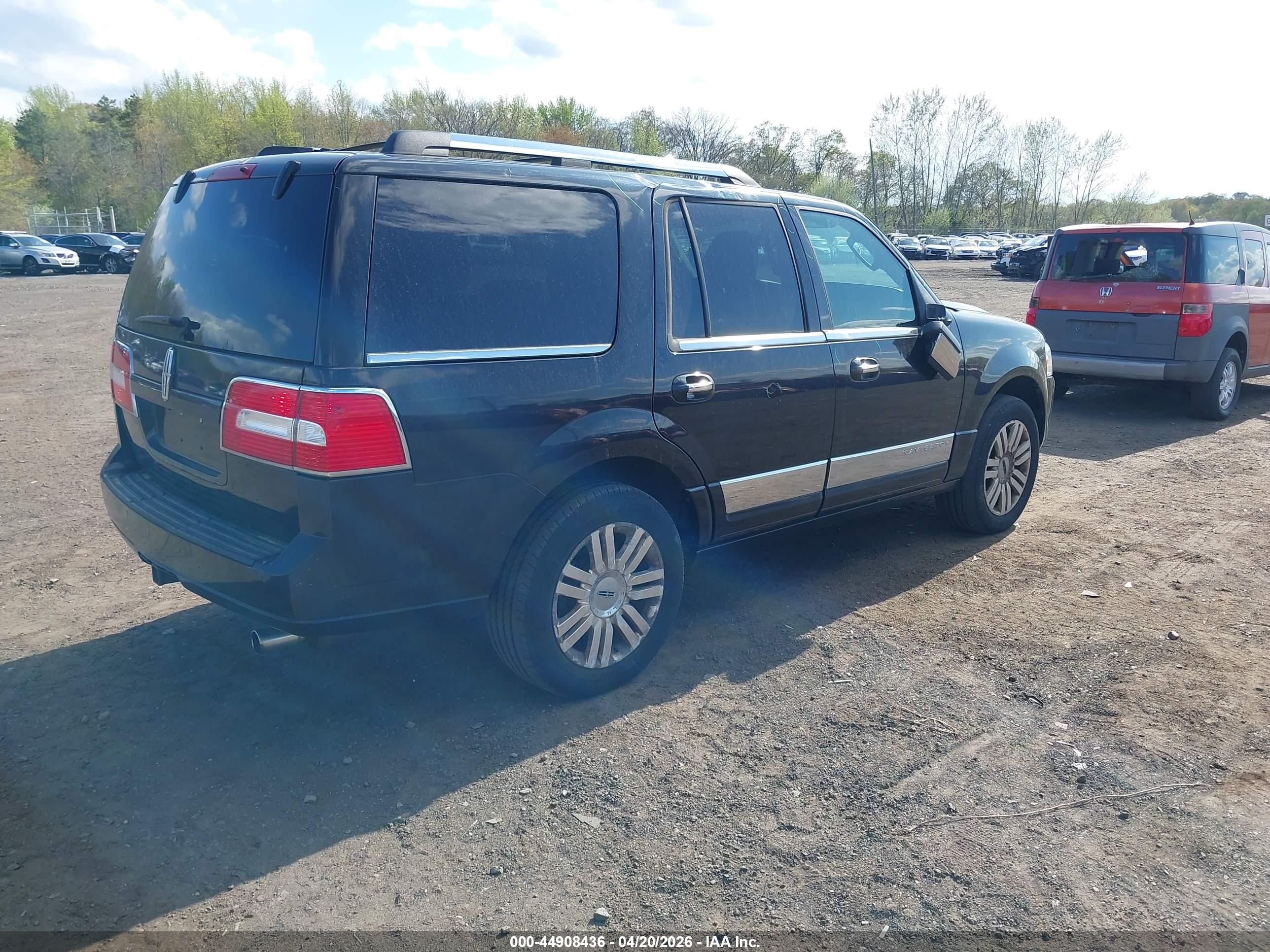 LINCOLN NAVIGATOR image 4