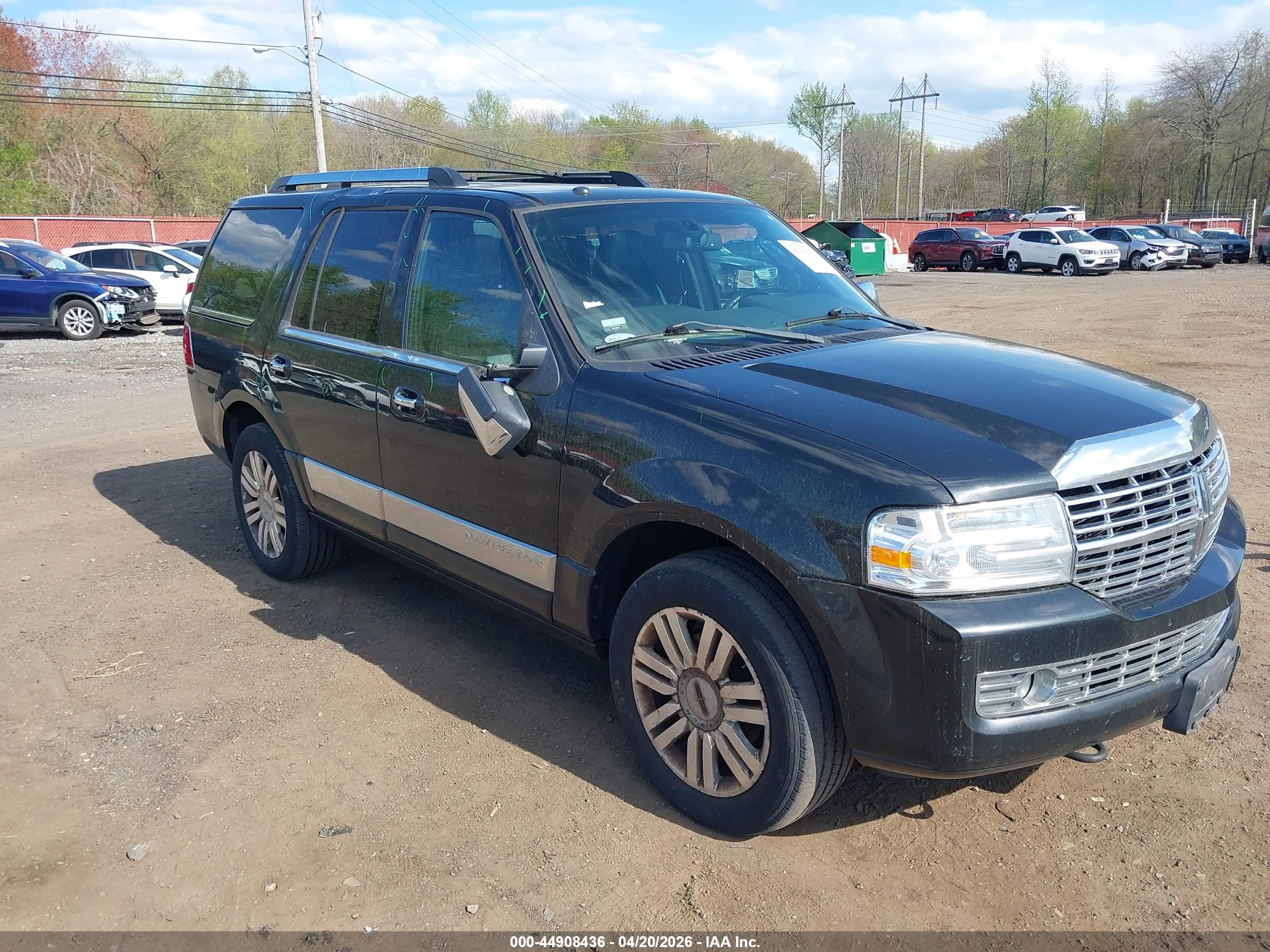 LINCOLN NAVIGATOR image 6