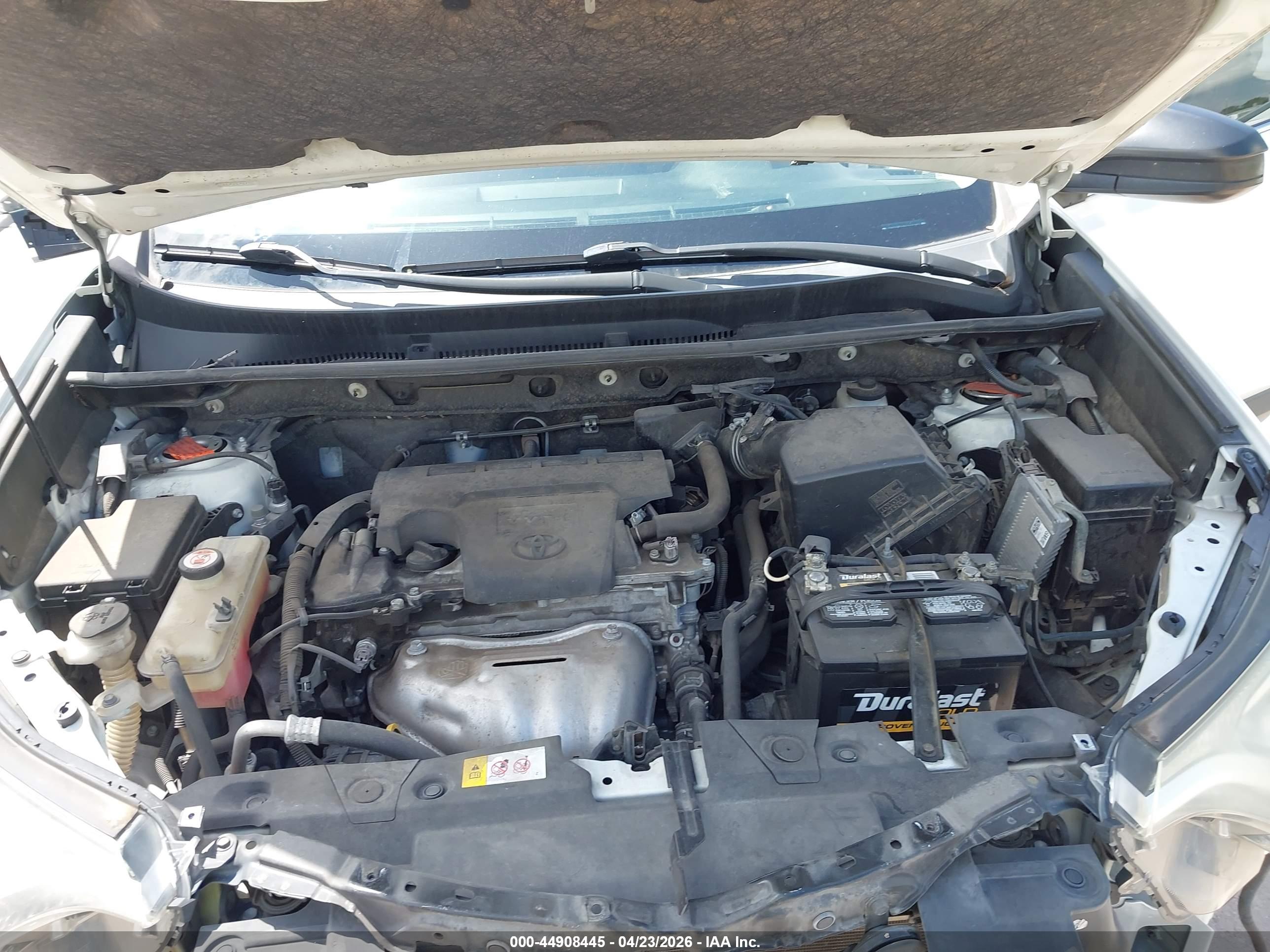 TOYOTA RAV4 image 10