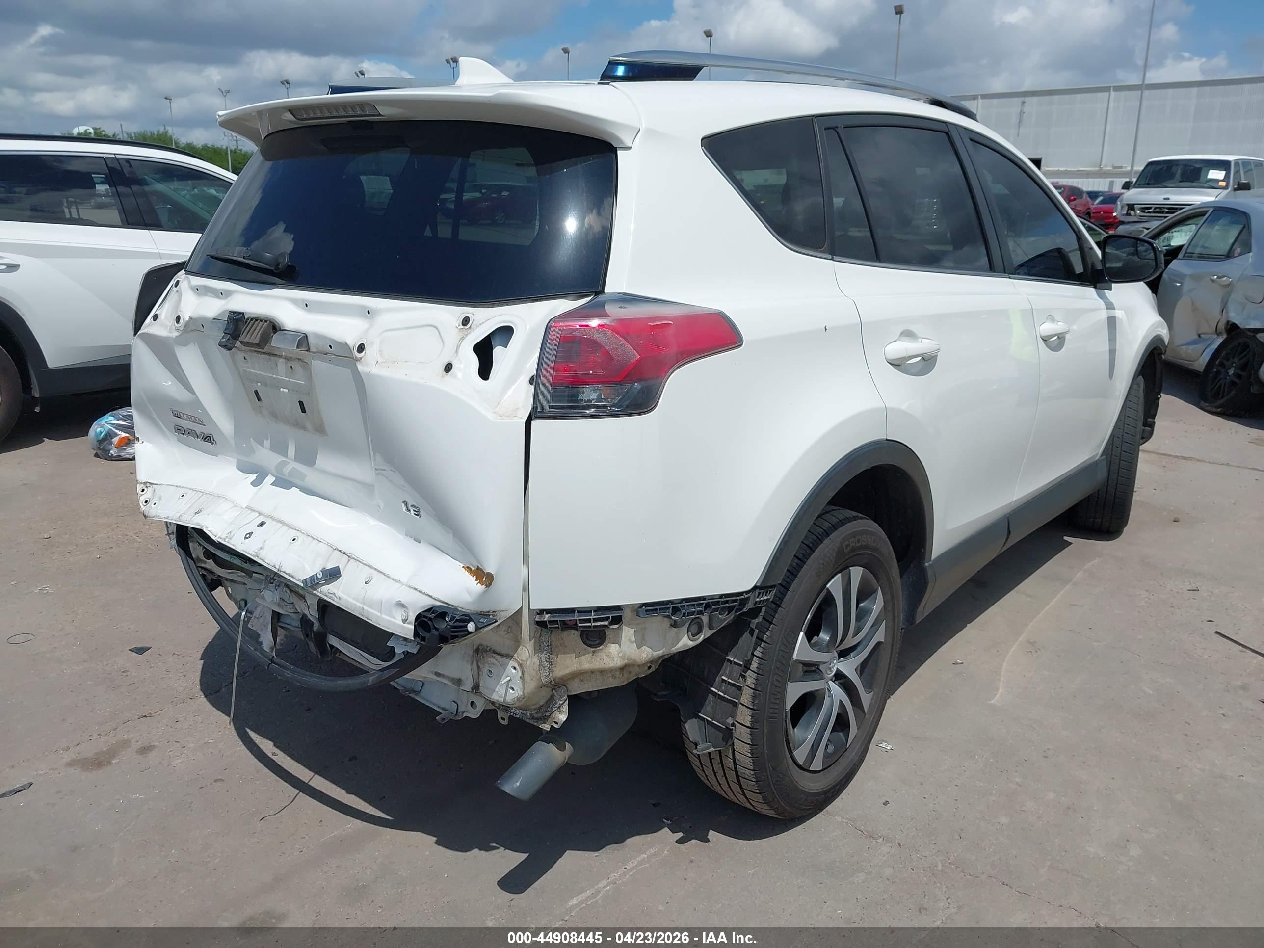 TOYOTA RAV4 image 4