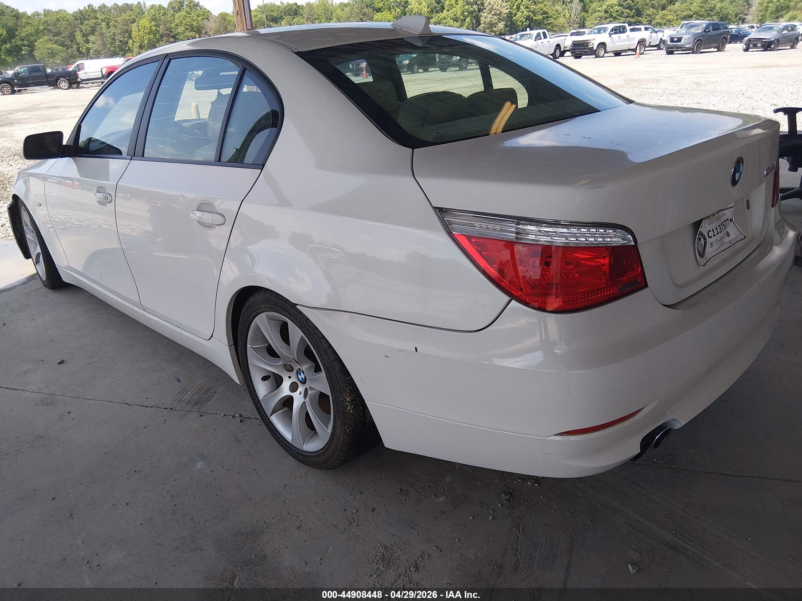 BMW 535I image 3