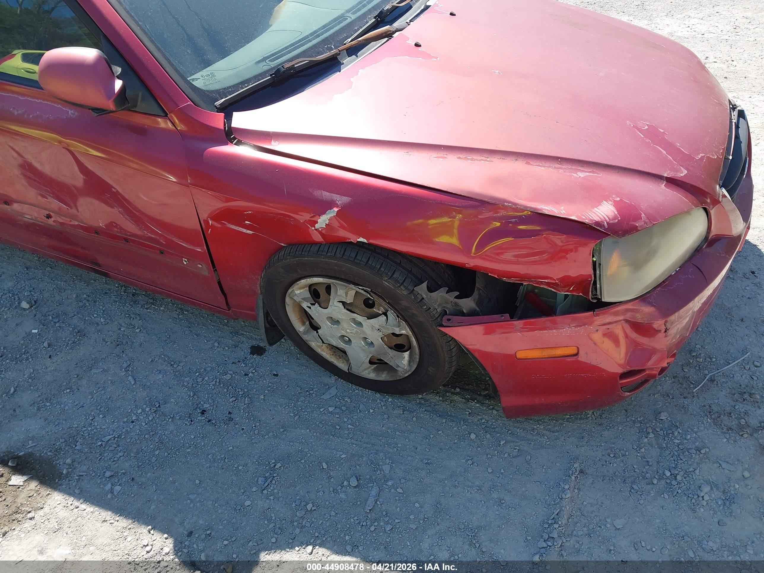 HYUNDAI ELANTRA image 6