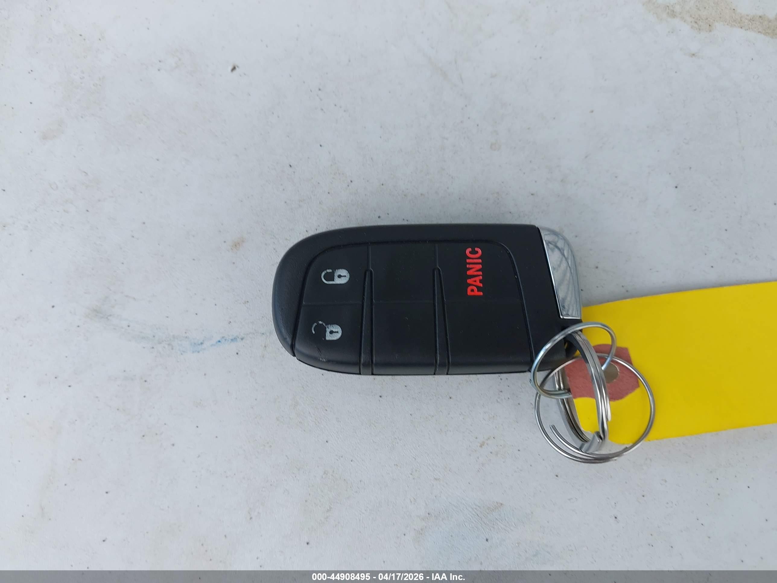 JEEP RENEGADE image 11