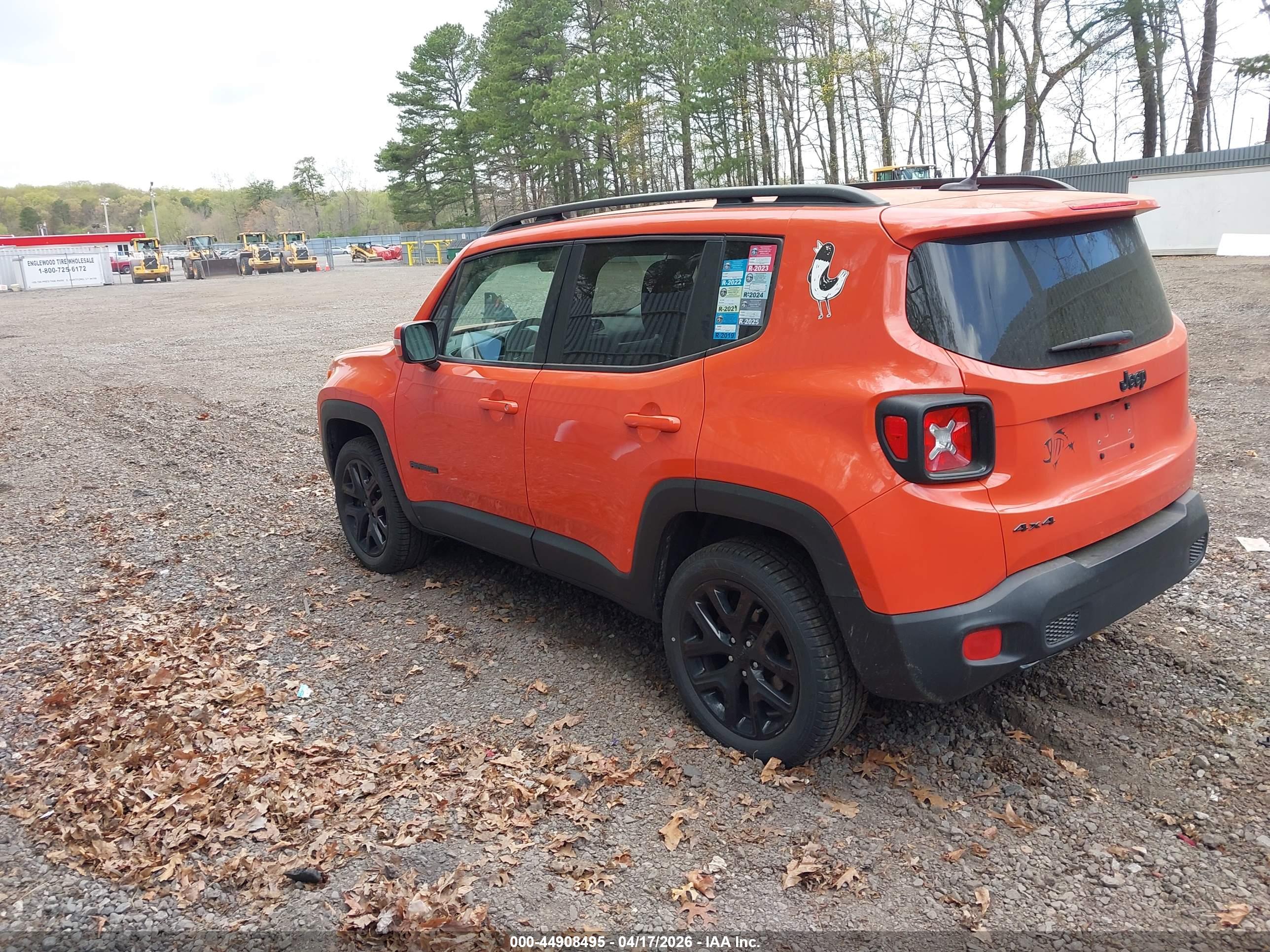 JEEP RENEGADE image 3