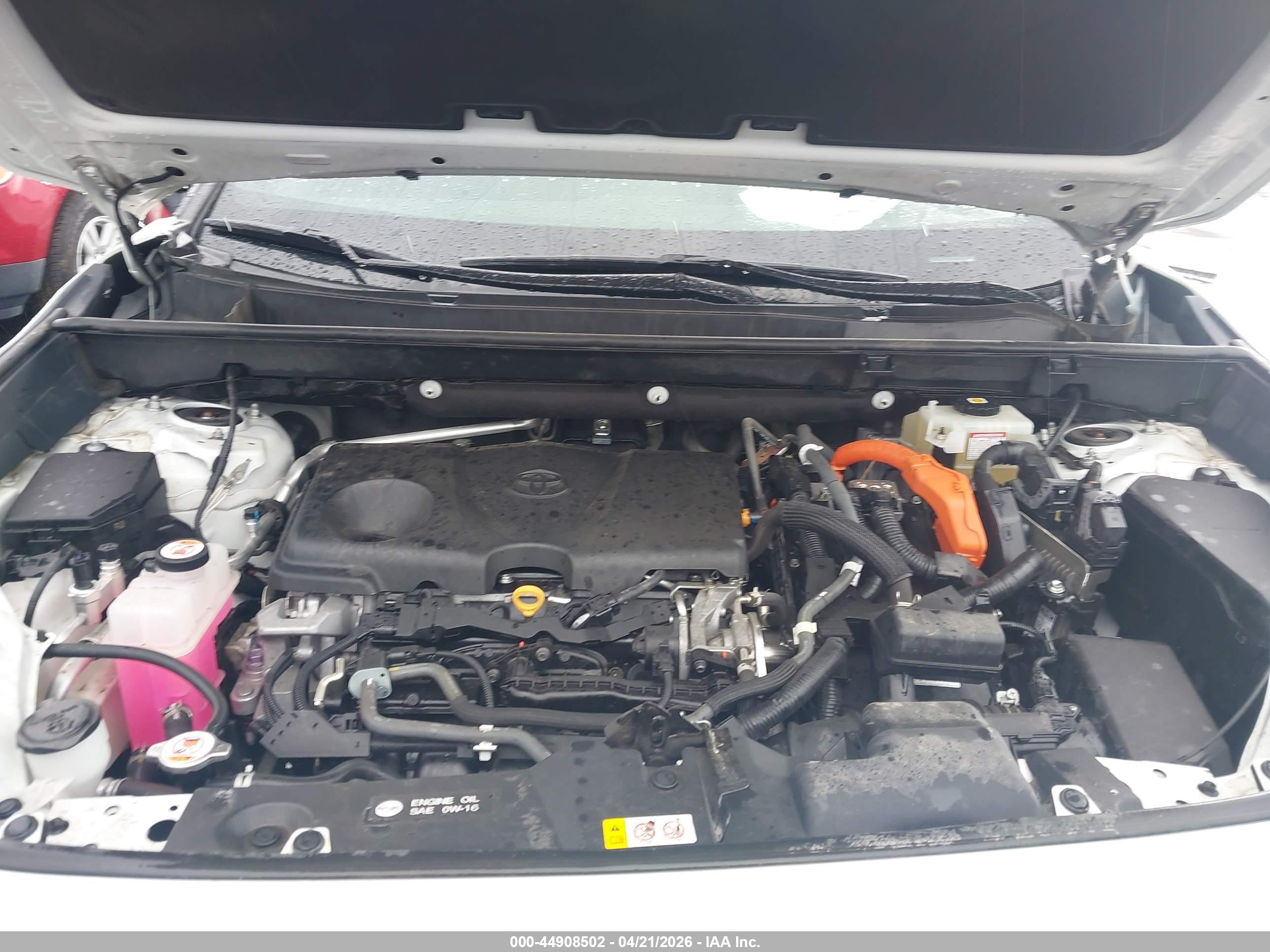 TOYOTA RAV4 image 10