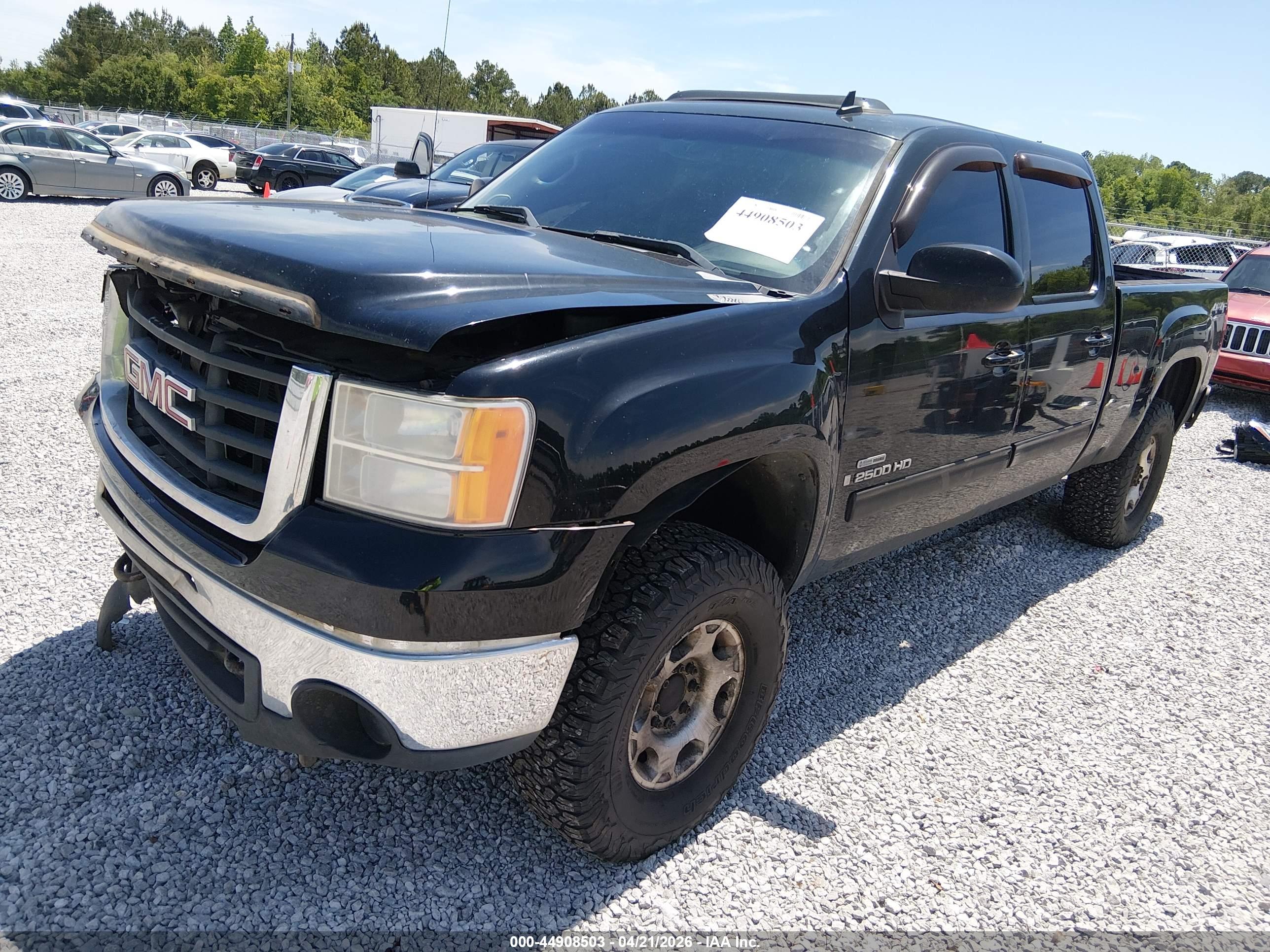GMC SIERRA image 2