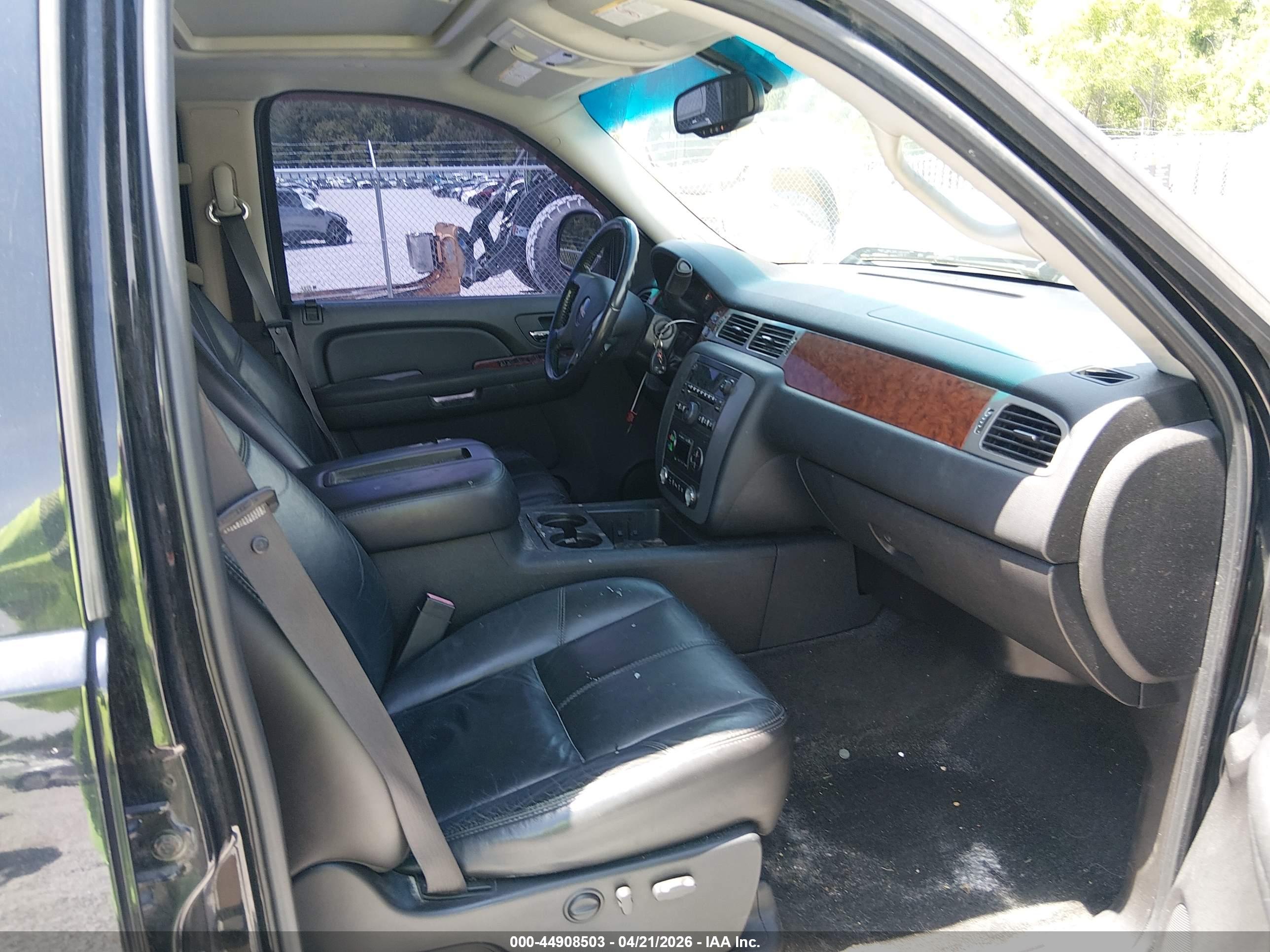 GMC SIERRA image 5