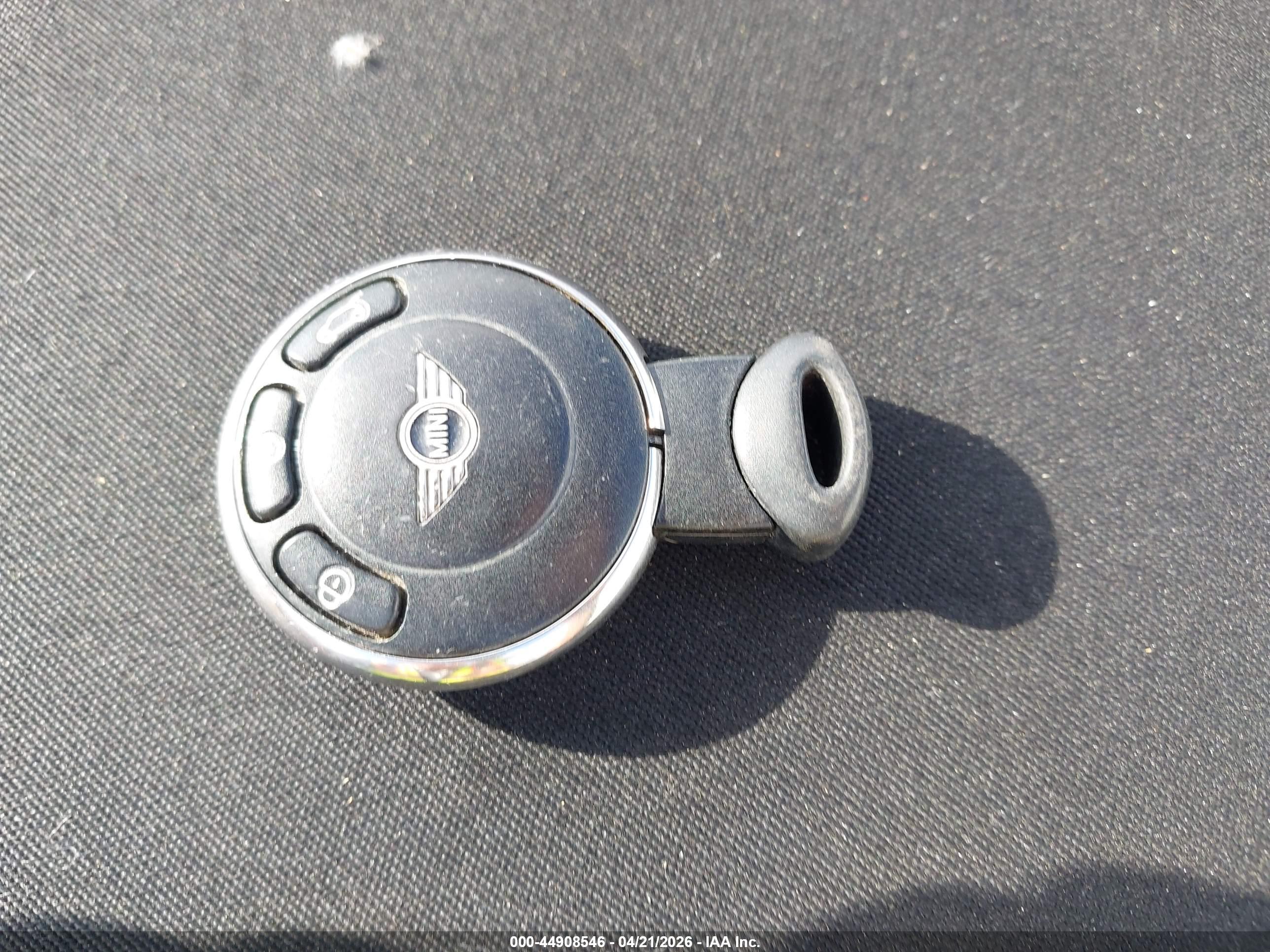 MINI CONVERTIBLE image 11