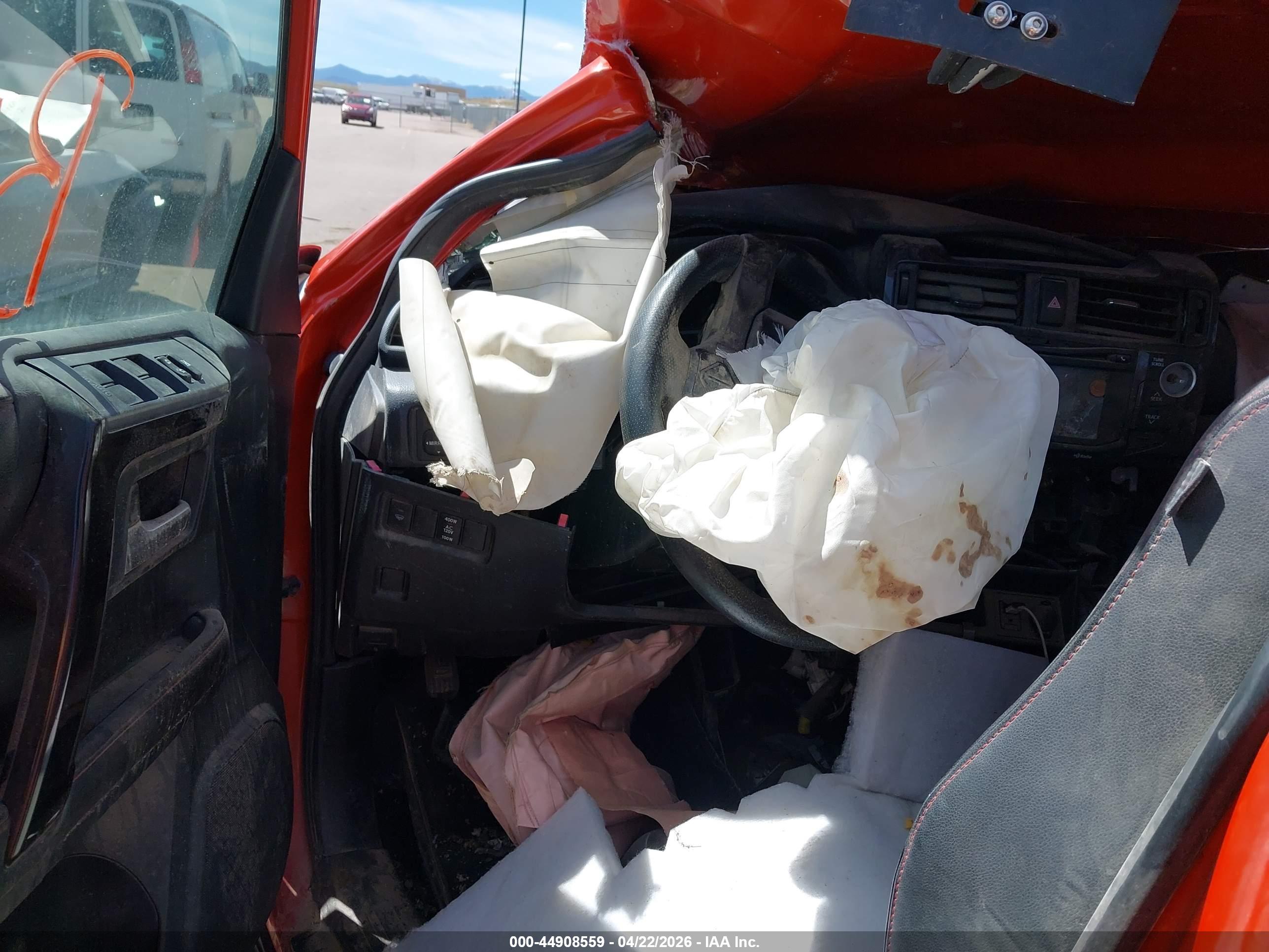 TOYOTA 4RUNNER image 7