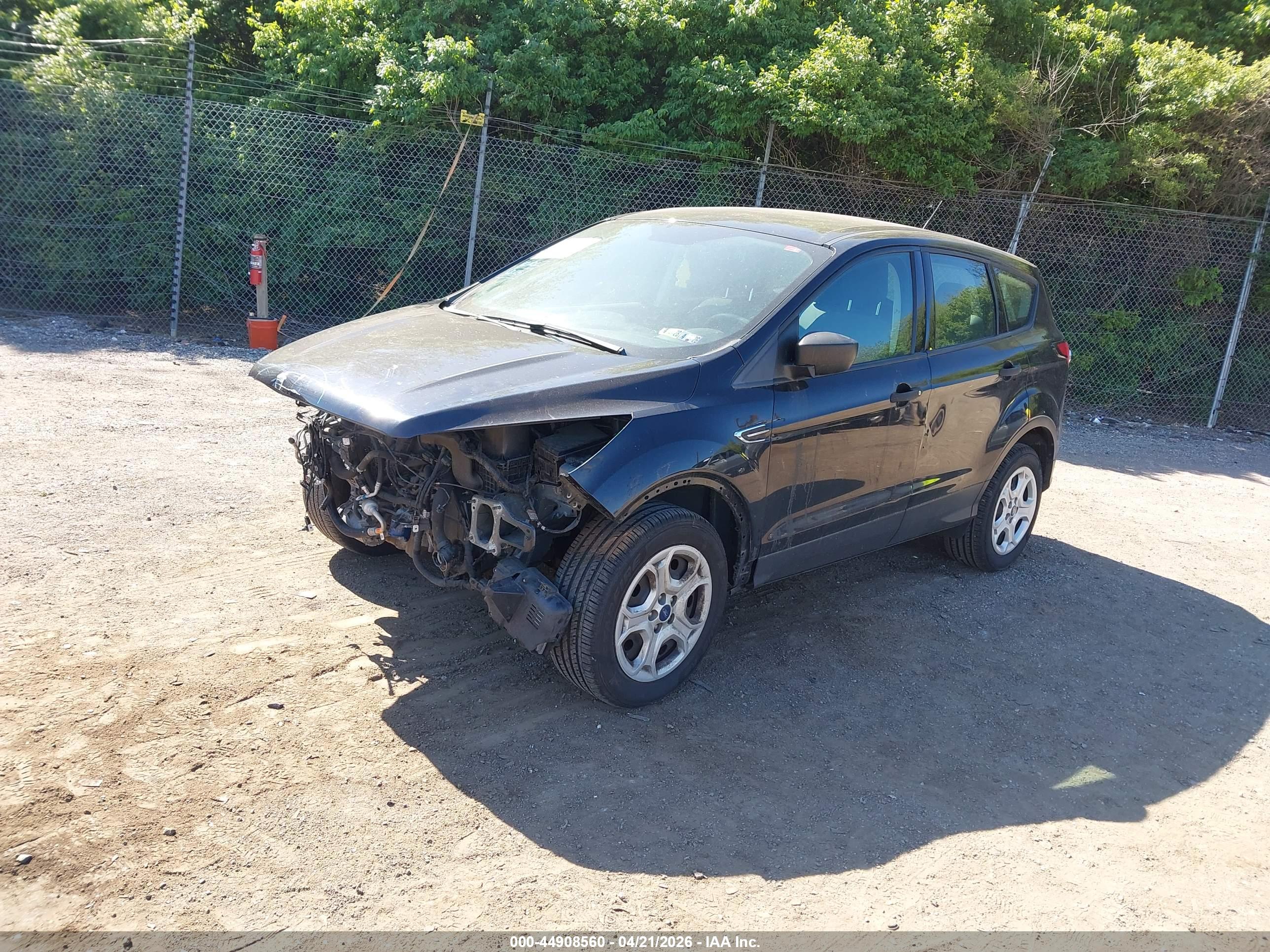 FORD ESCAPE image 2