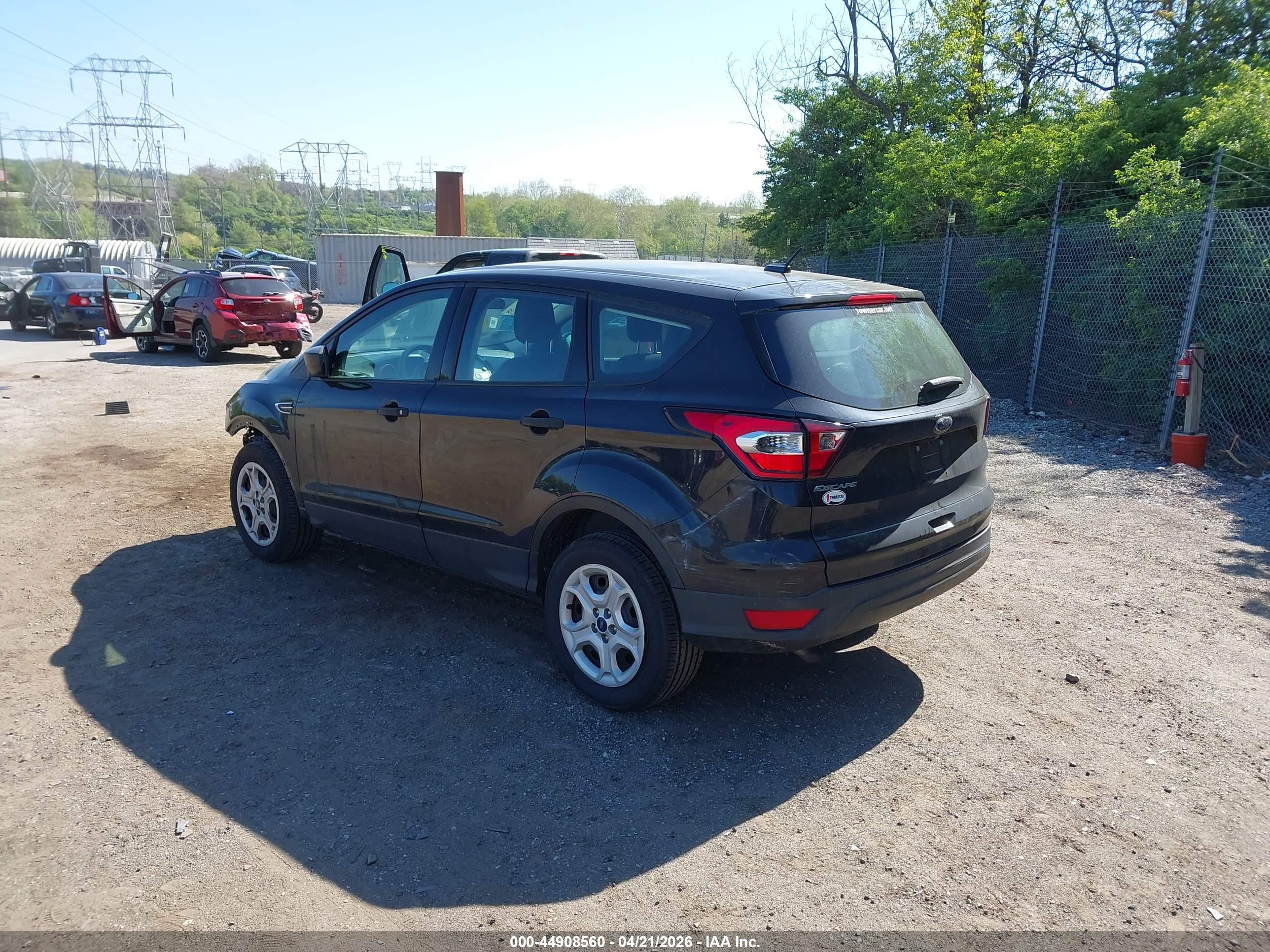 FORD ESCAPE image 3