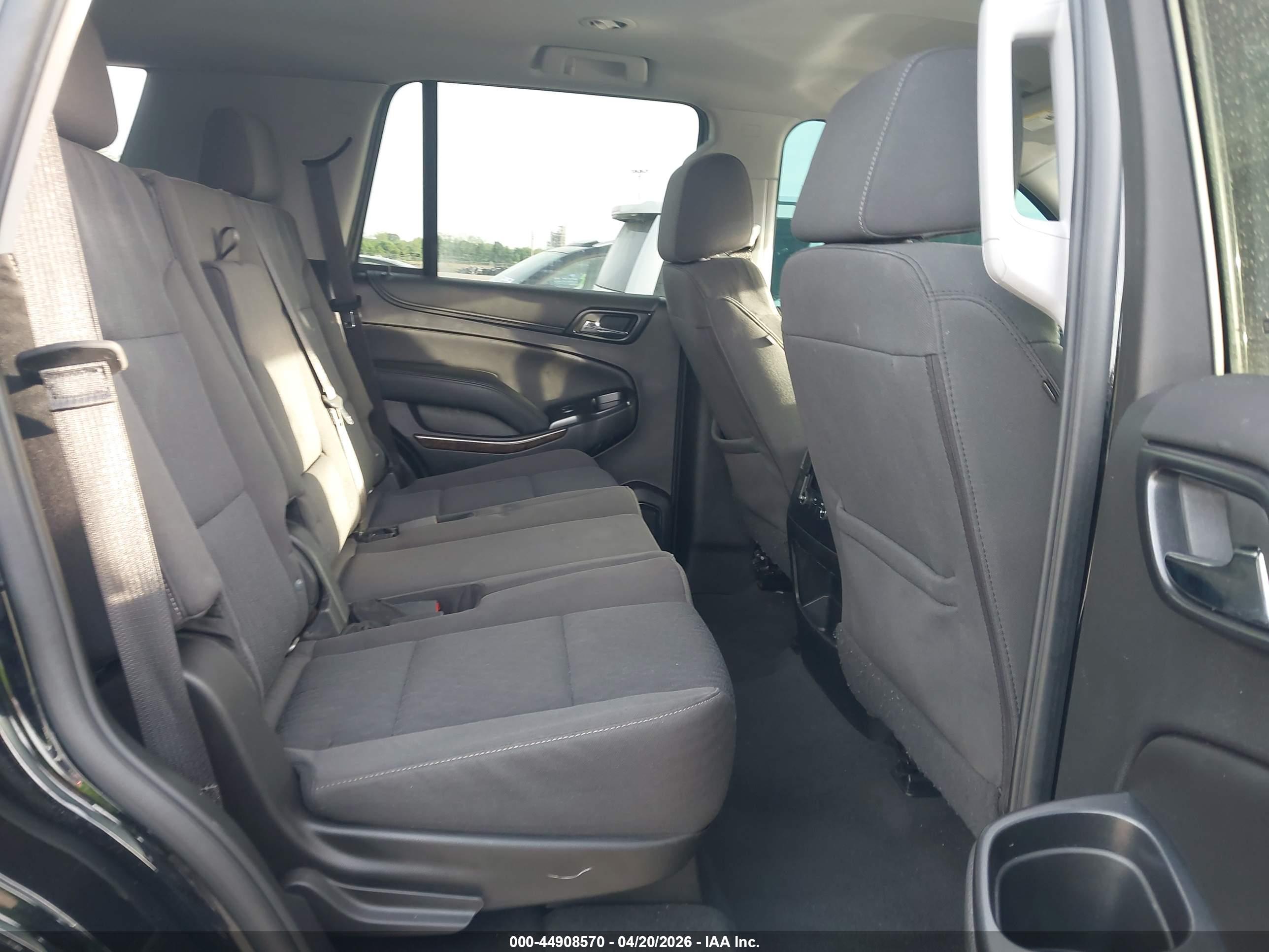CHEVROLET TAHOE image 8
