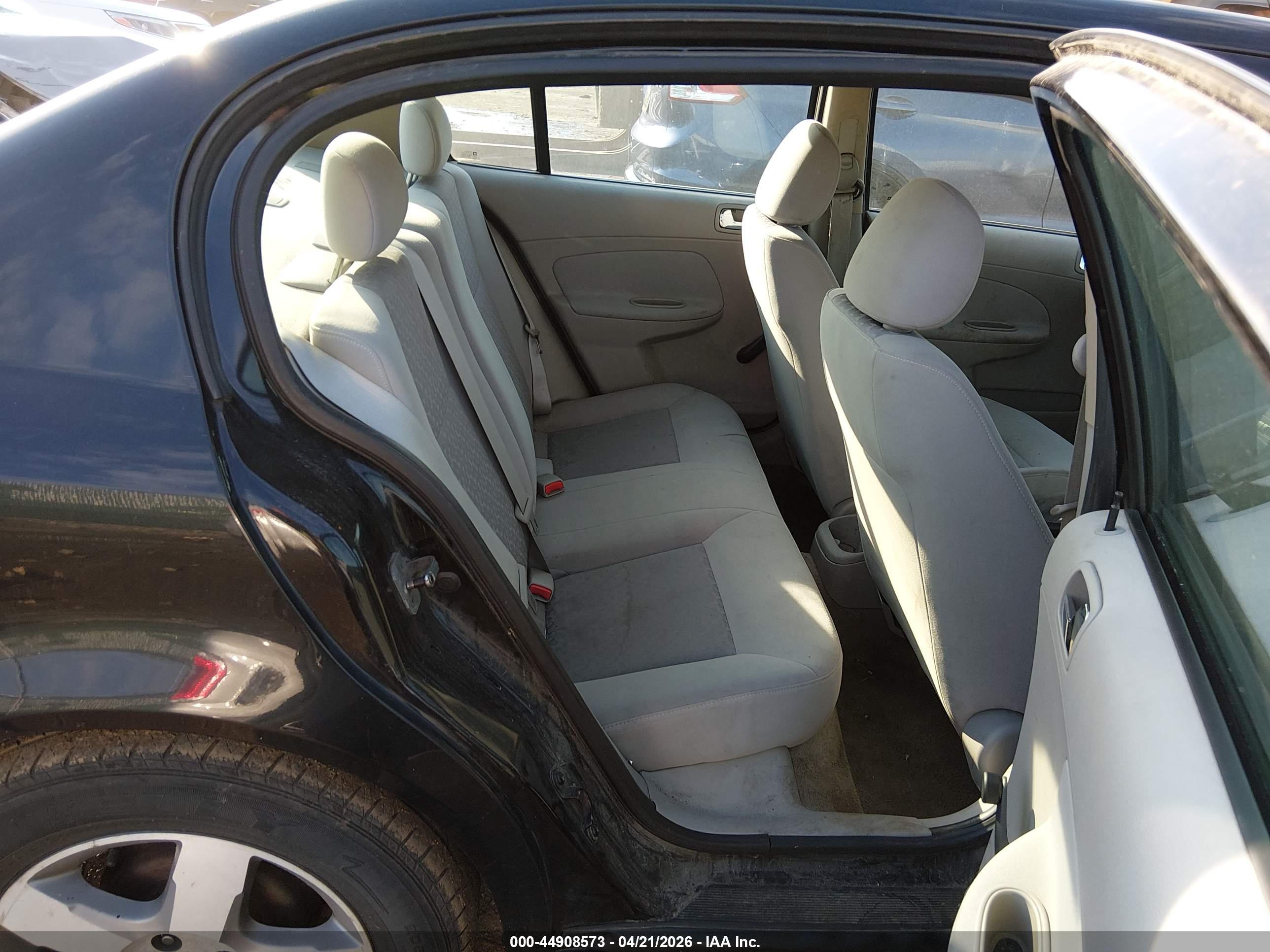 CHEVROLET COBALT image 8