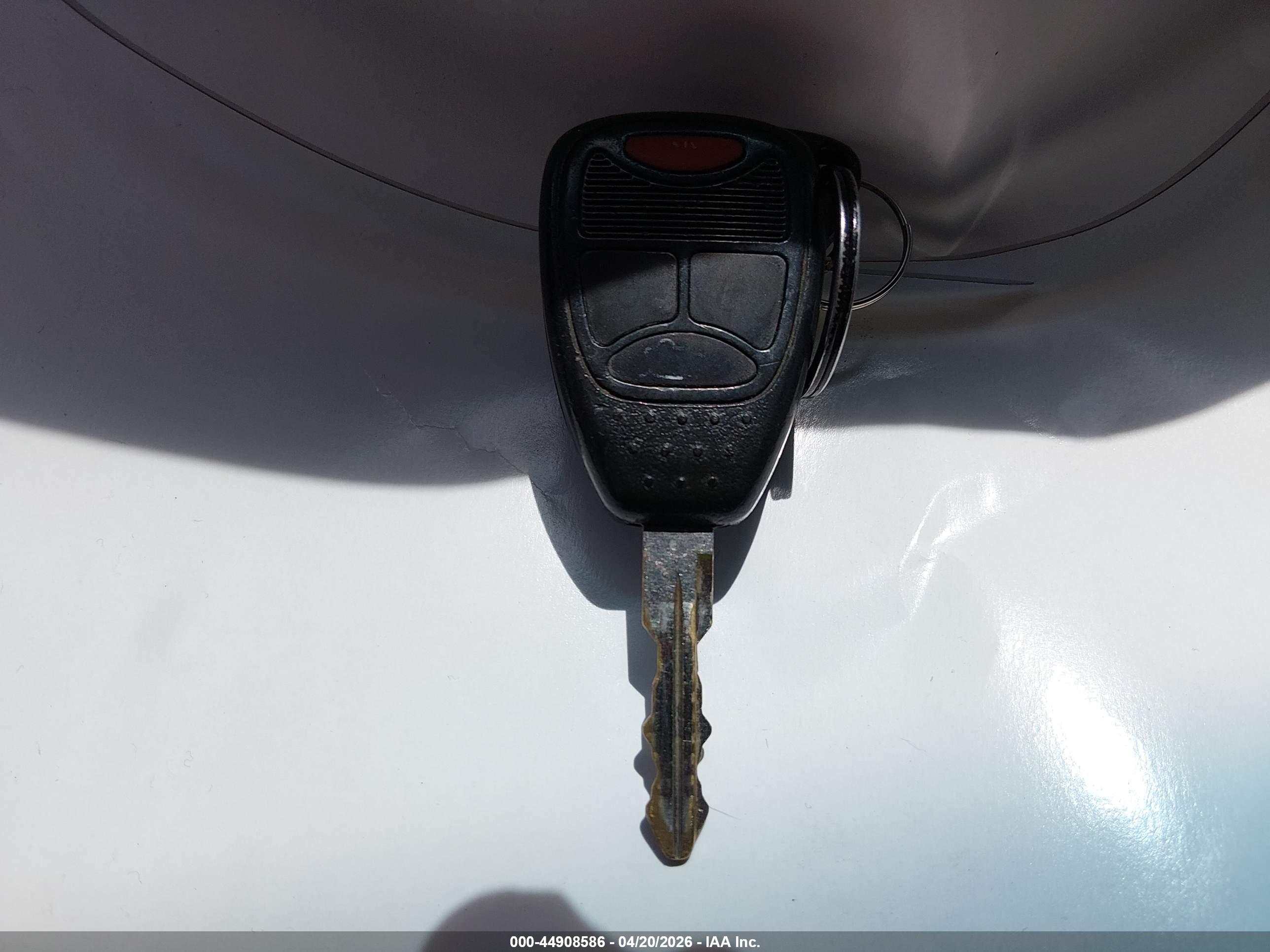 JEEP LIBERTY image 11