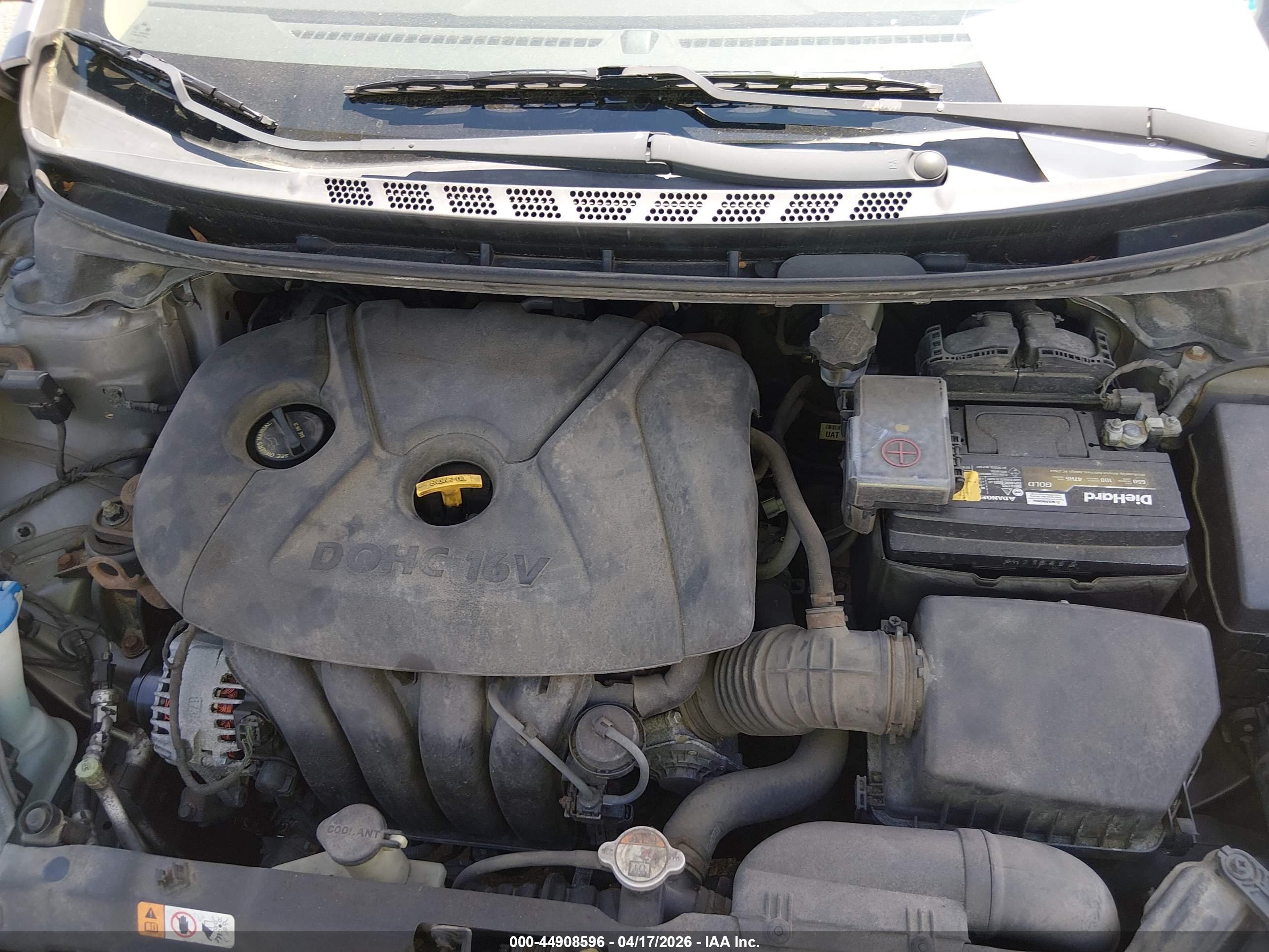 HYUNDAI ELANTRA image 10