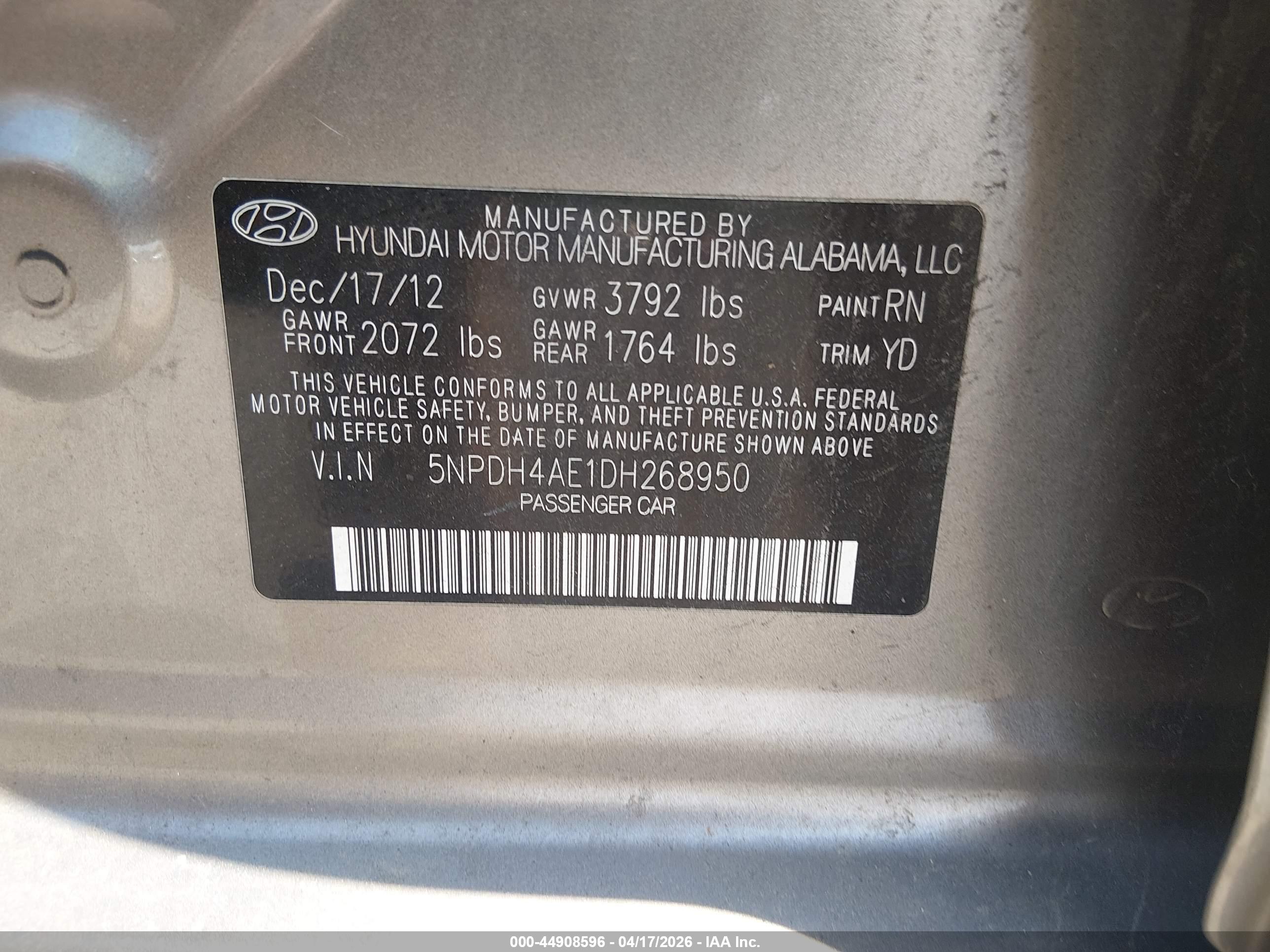 HYUNDAI ELANTRA image 9