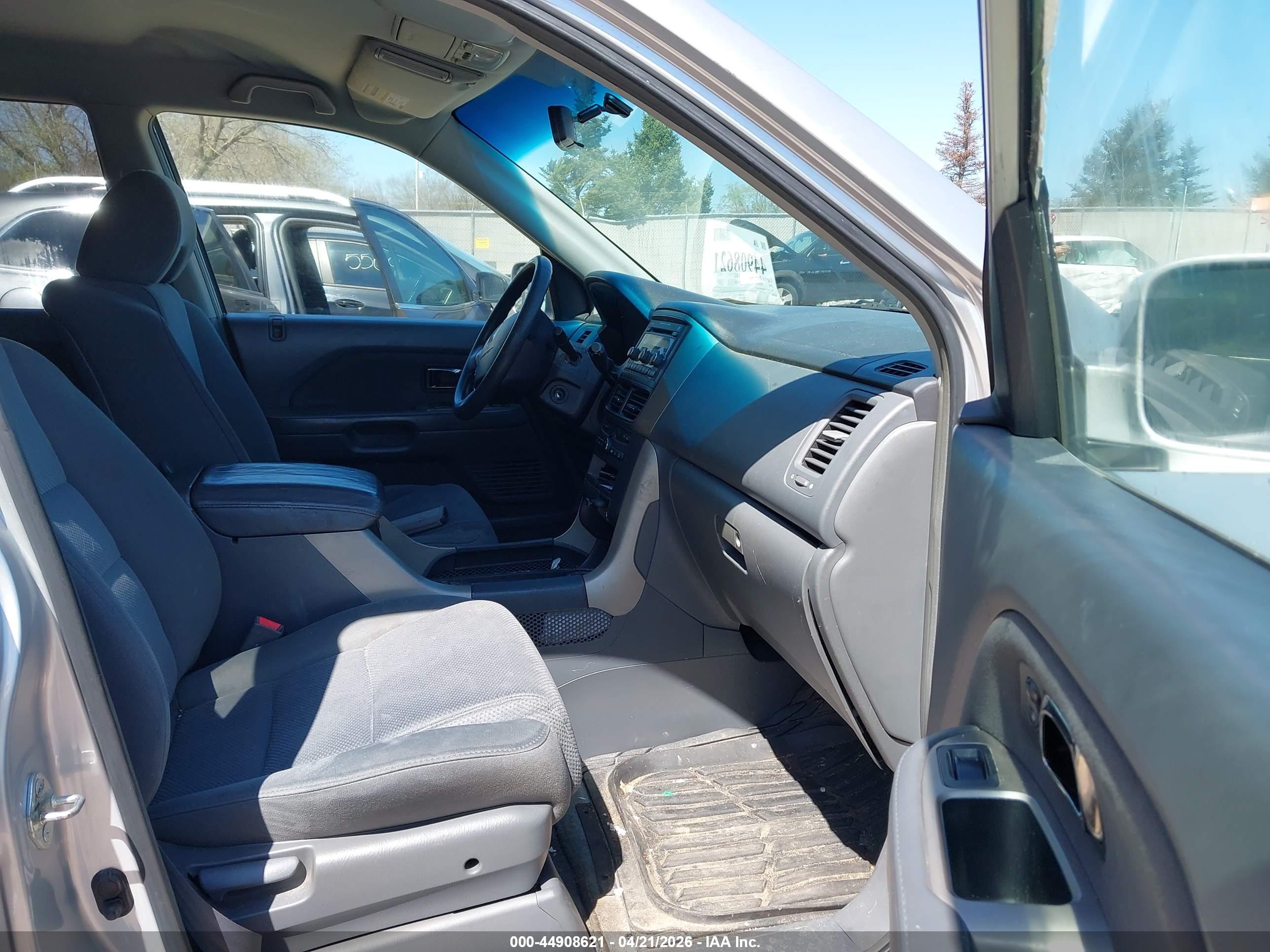 HONDA PILOT image 5