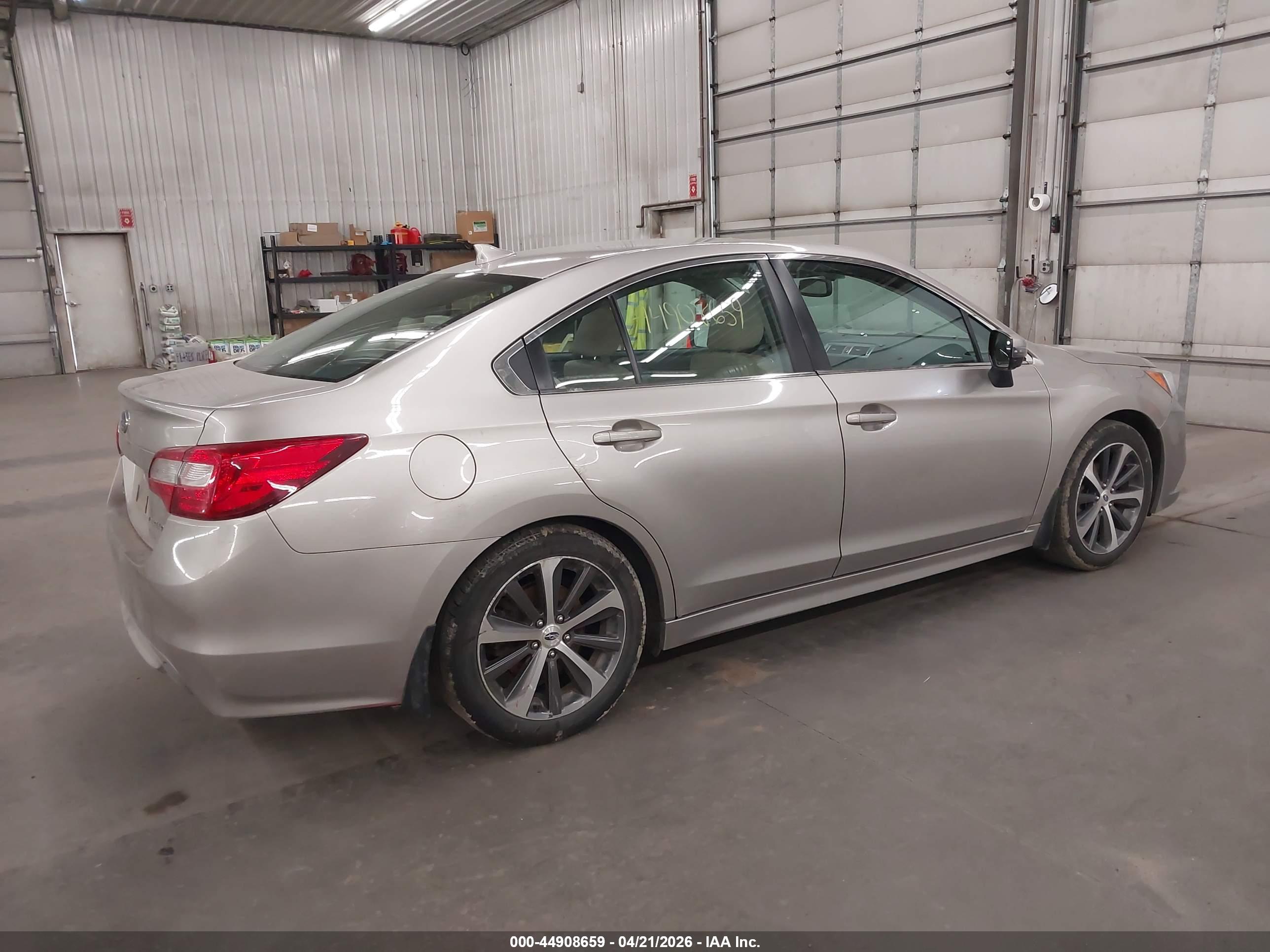 SUBARU LEGACY image 4