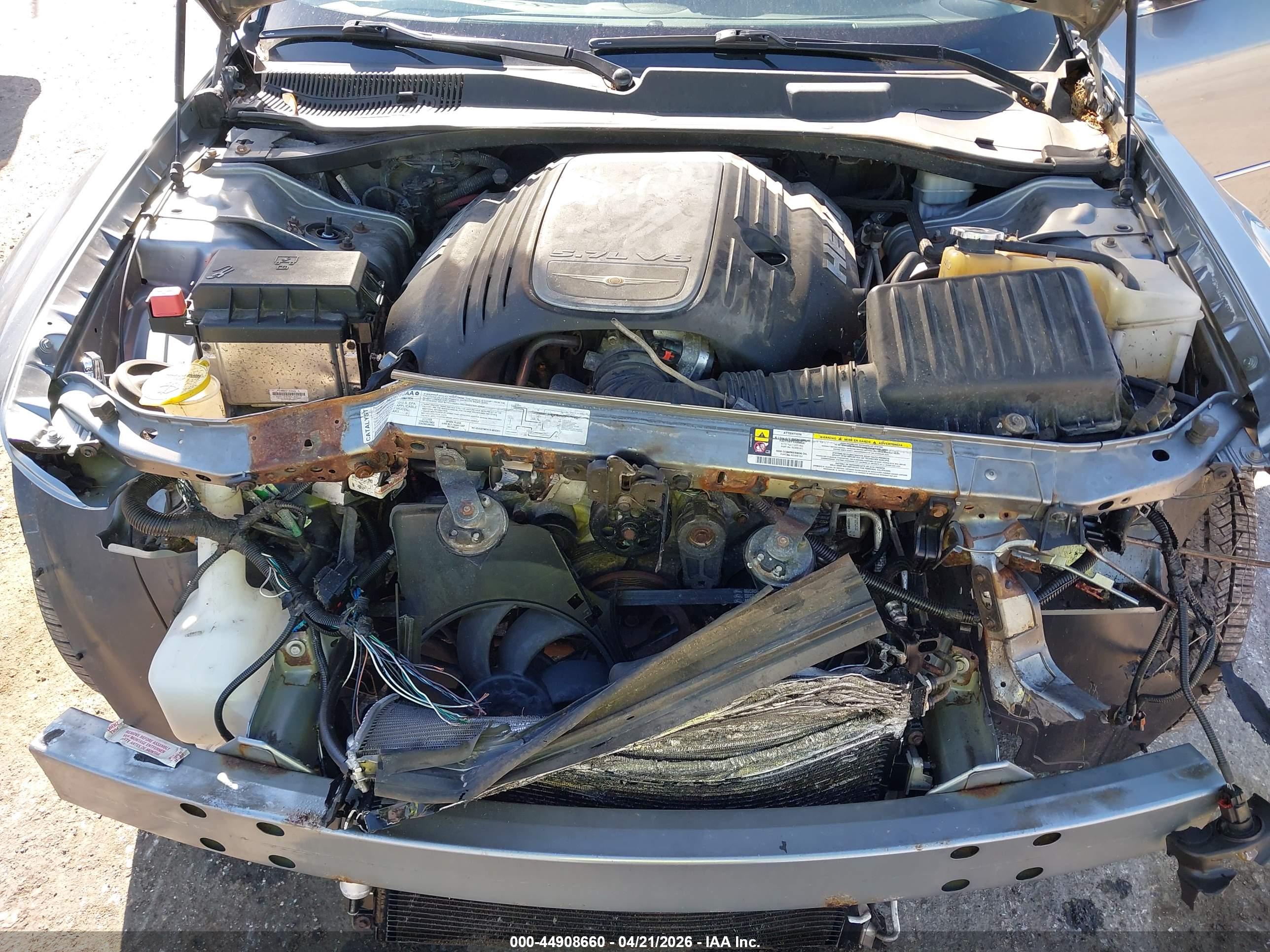 CHRYSLER 300C image 10
