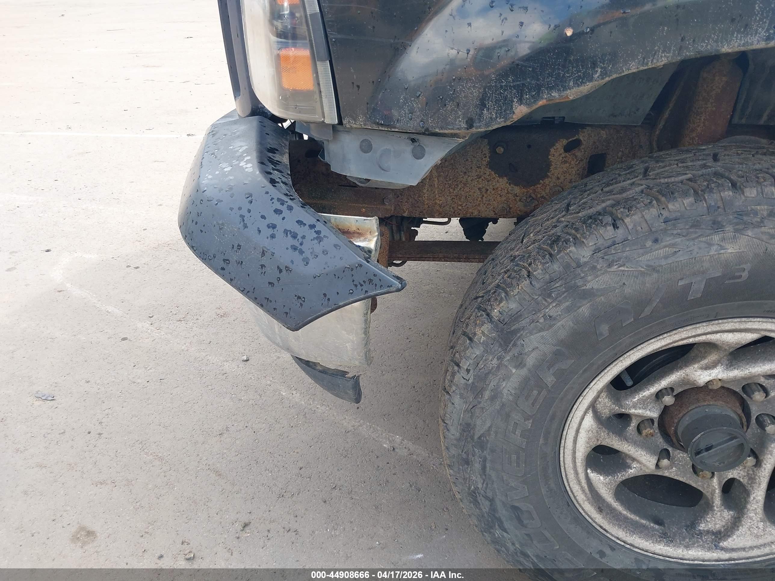 FORD EXCURSION image 6