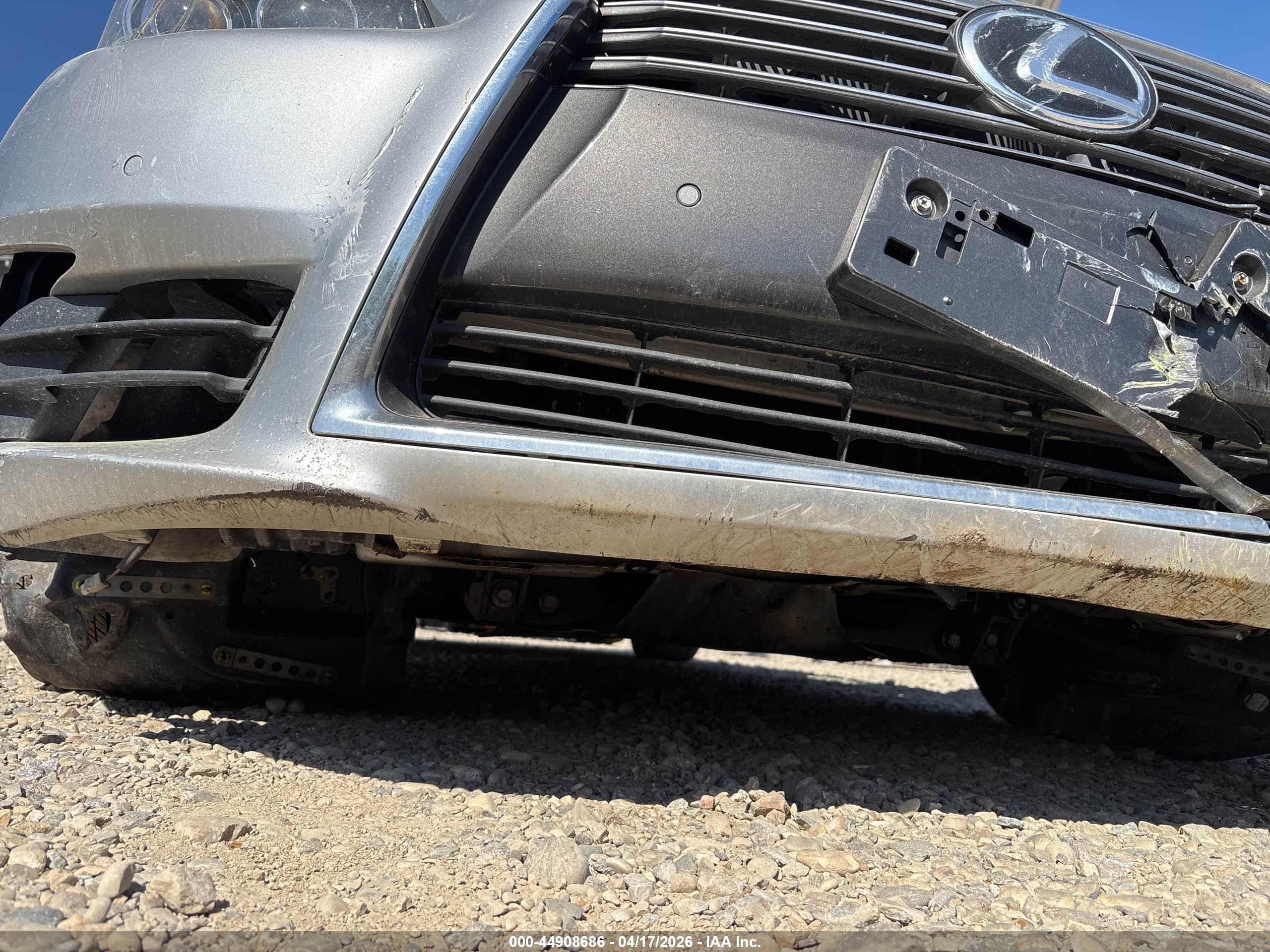 LEXUS LS image 6